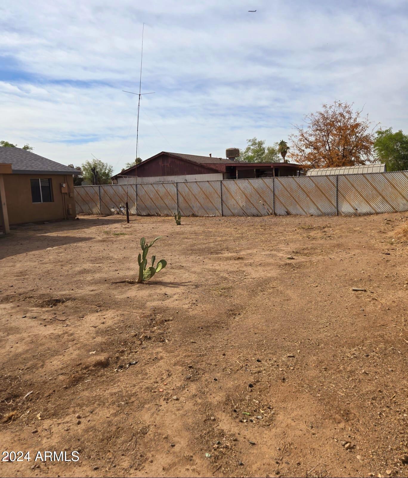 5936 W BERKELEY Road