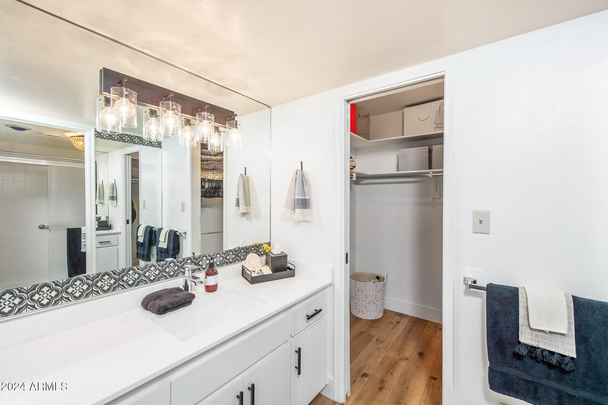 340 ORCHARD Lane # 4