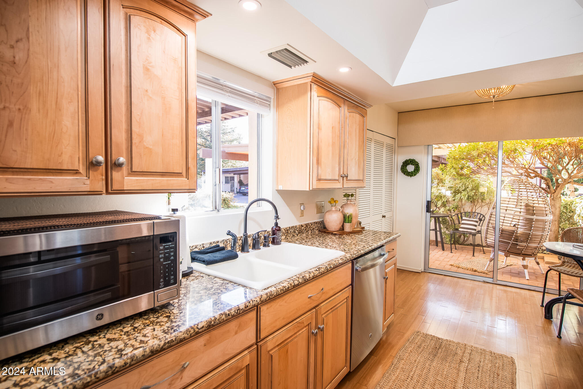 340 ORCHARD Lane # 4