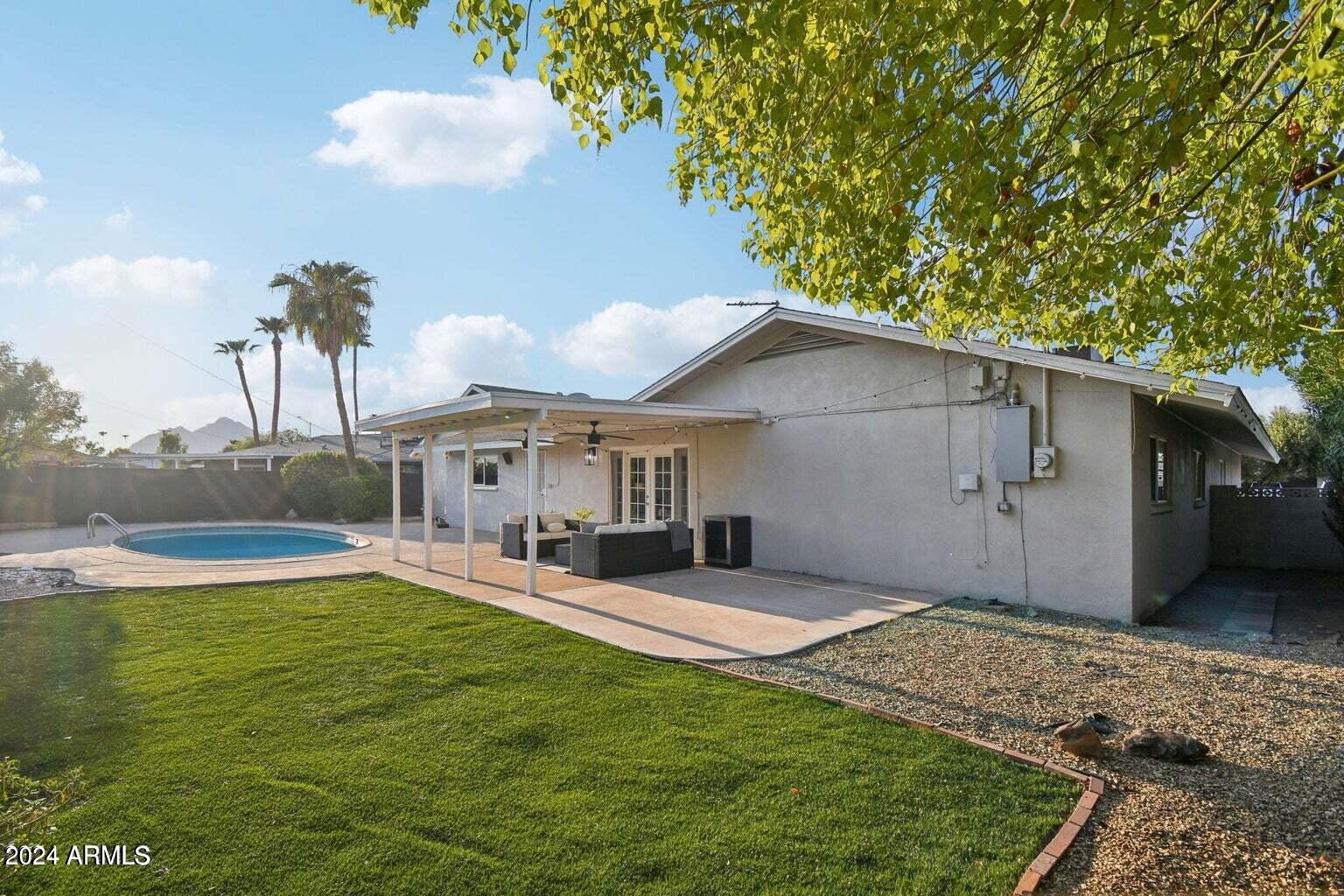 8313 E RANCHO VISTA Drive