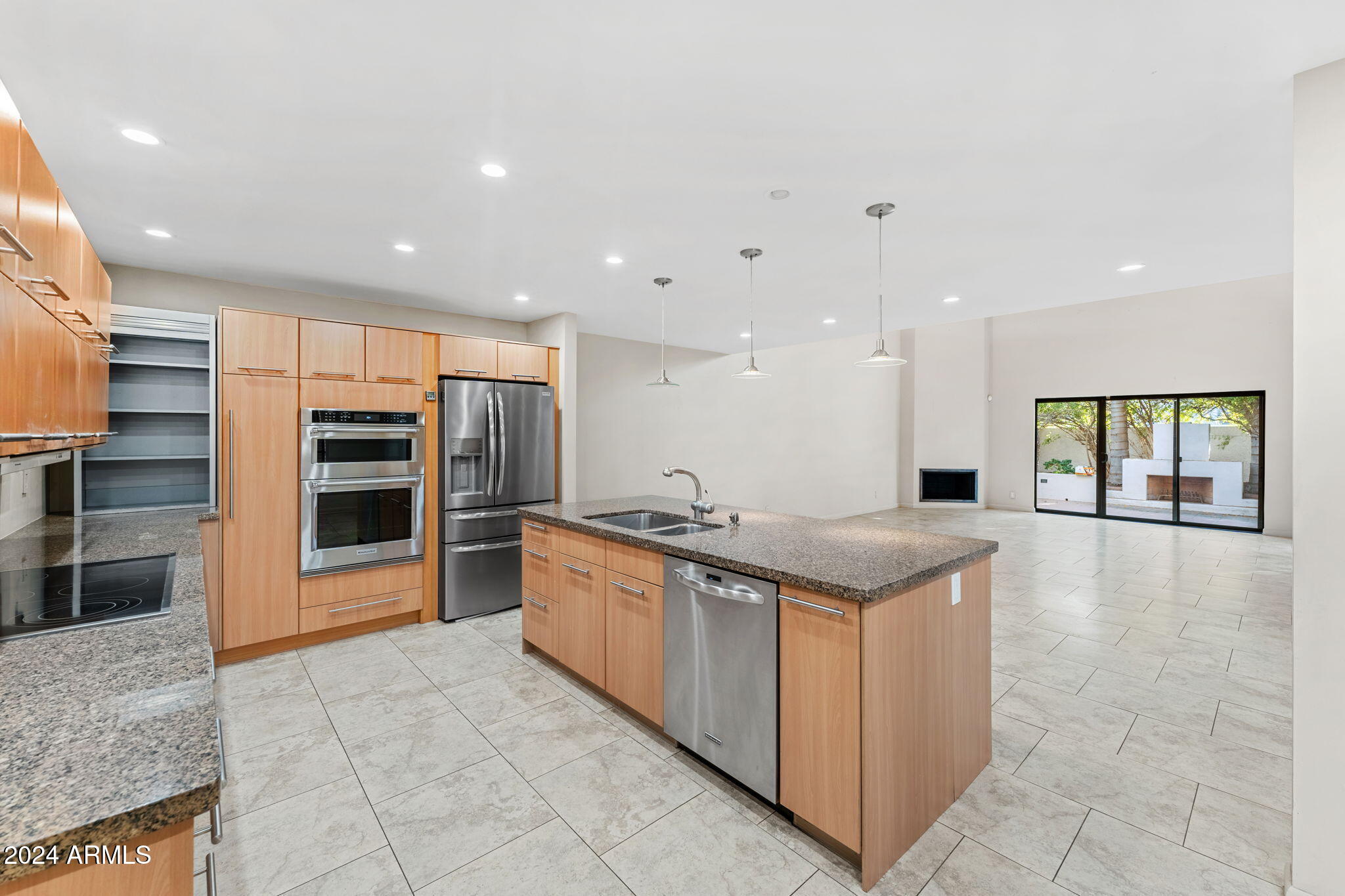 7385 E PLEASANT Run