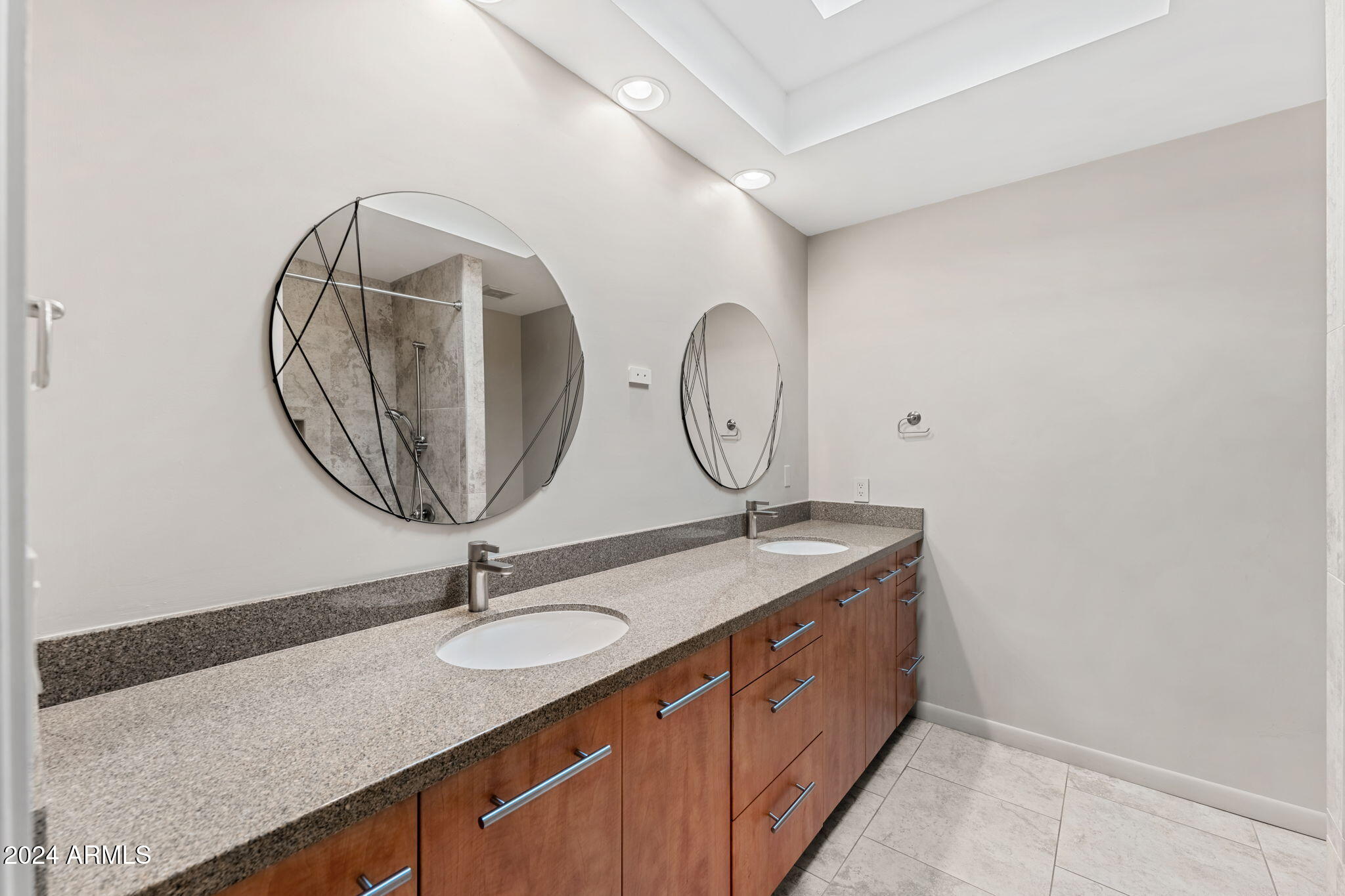 7385 E PLEASANT Run