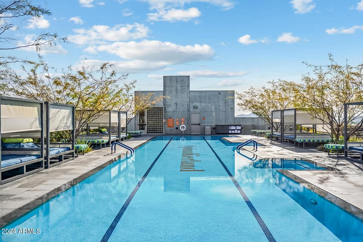 7120 E KIERLAND Boulevard, 520