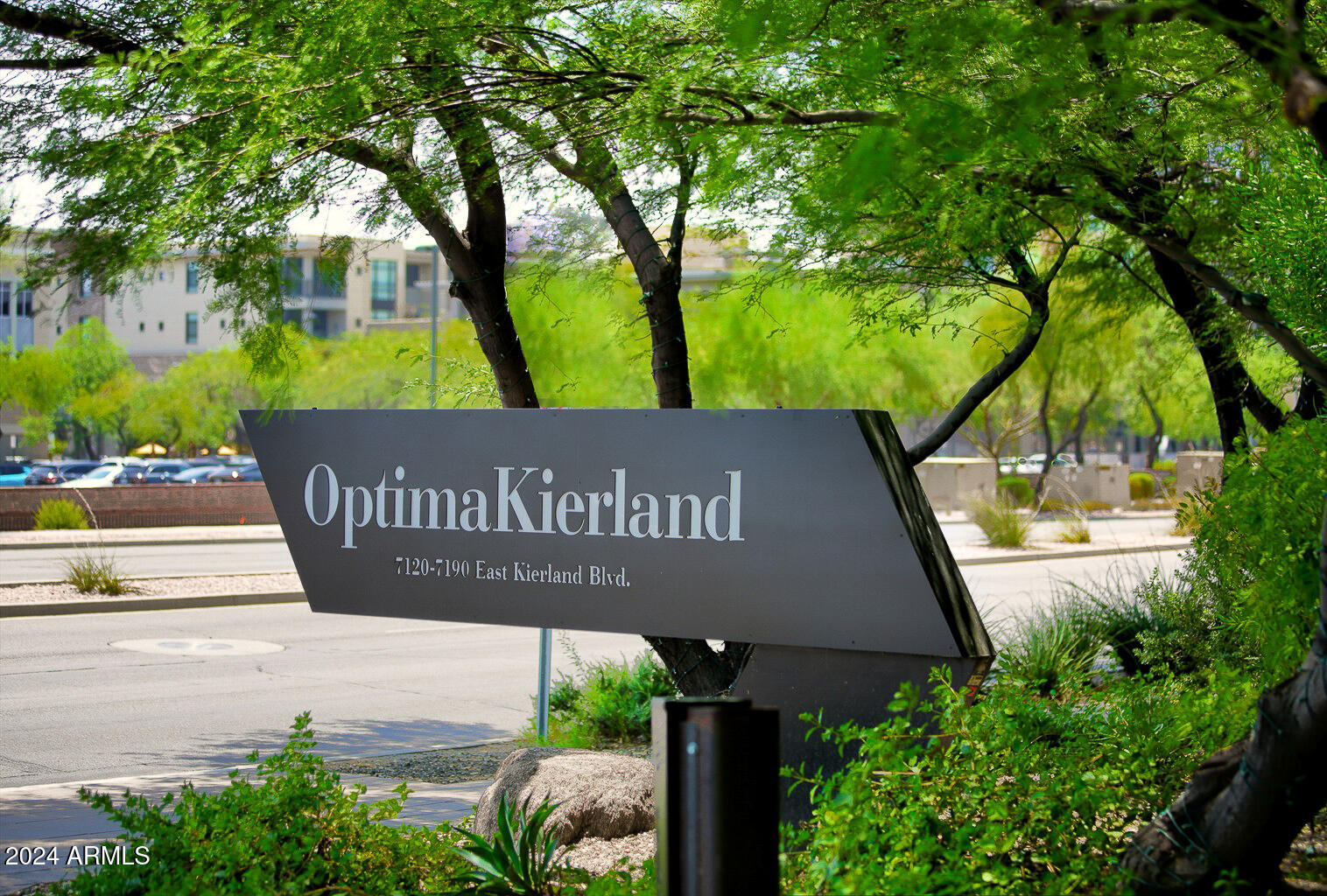 7120 E KIERLAND Boulevard, 520