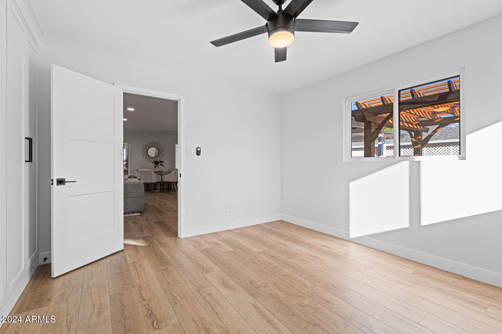 1930 E RANCHO Drive