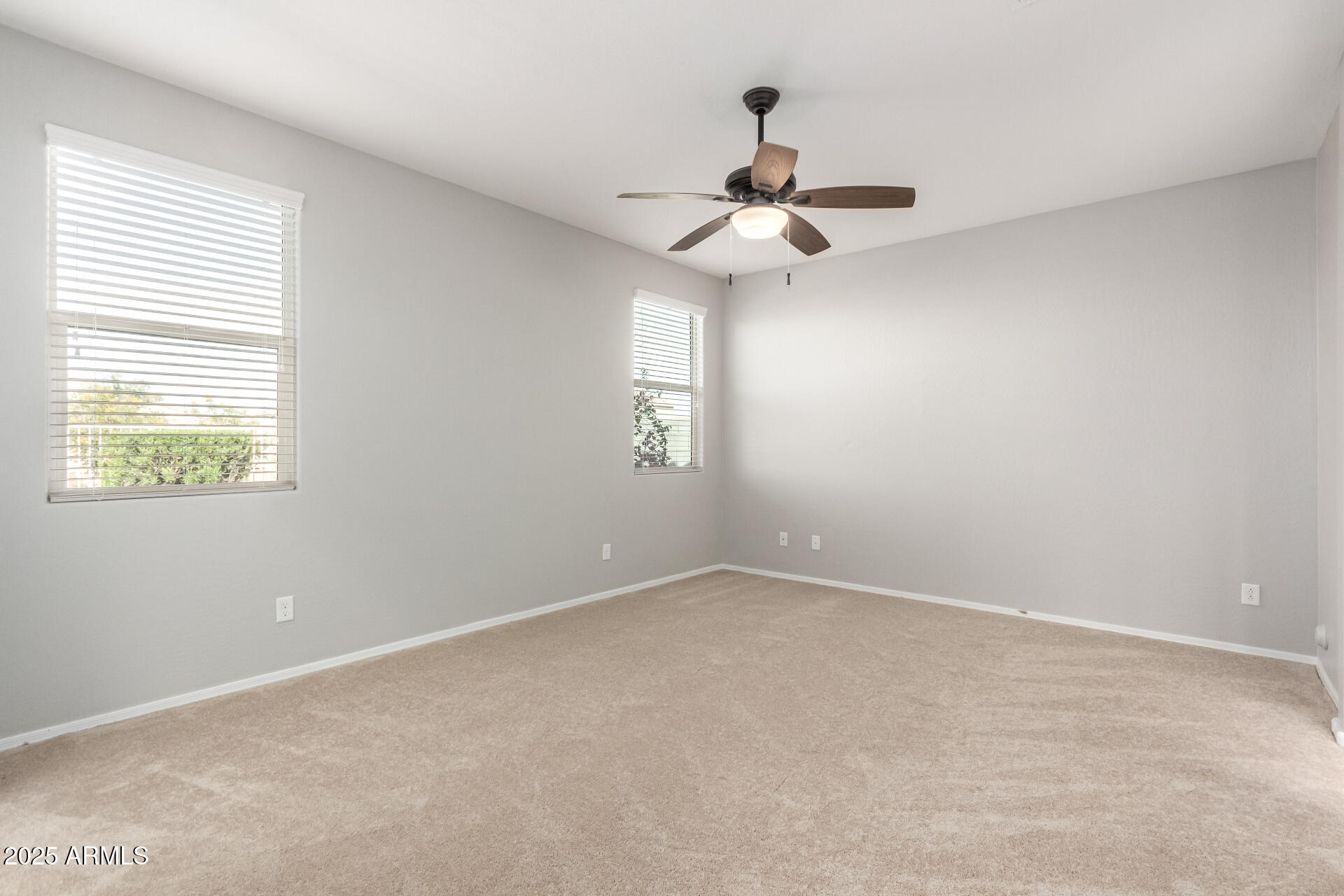 1154 W LOWELL Drive