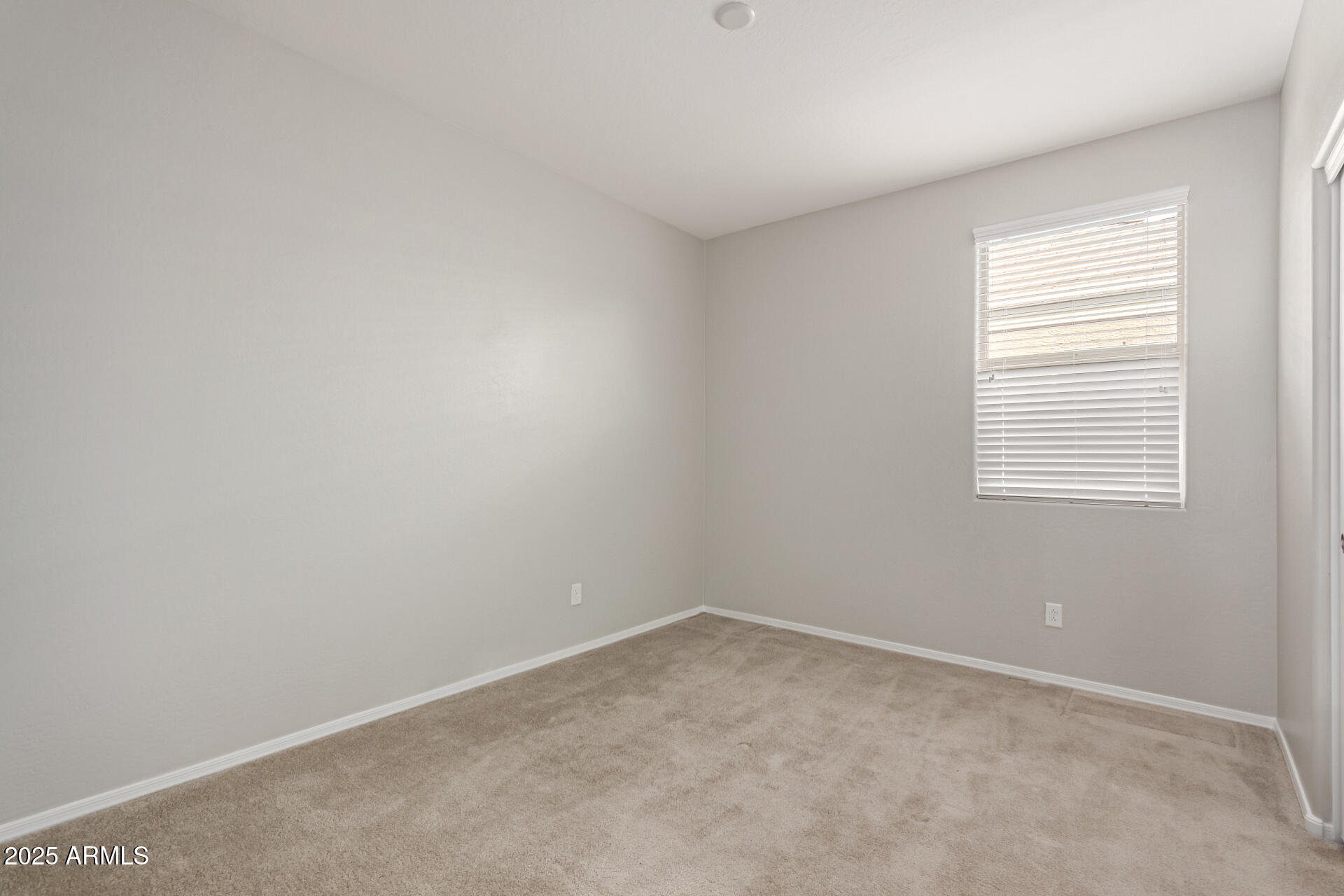 1154 W LOWELL Drive