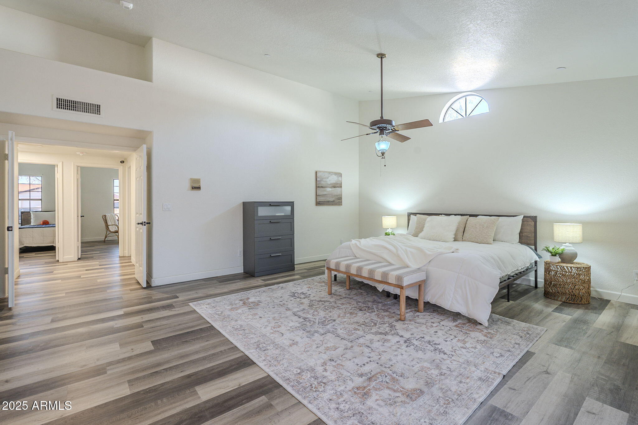 605 S 30TH Circle