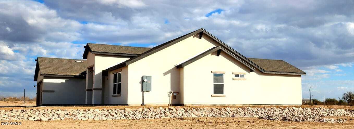 37711 W Pierce Street