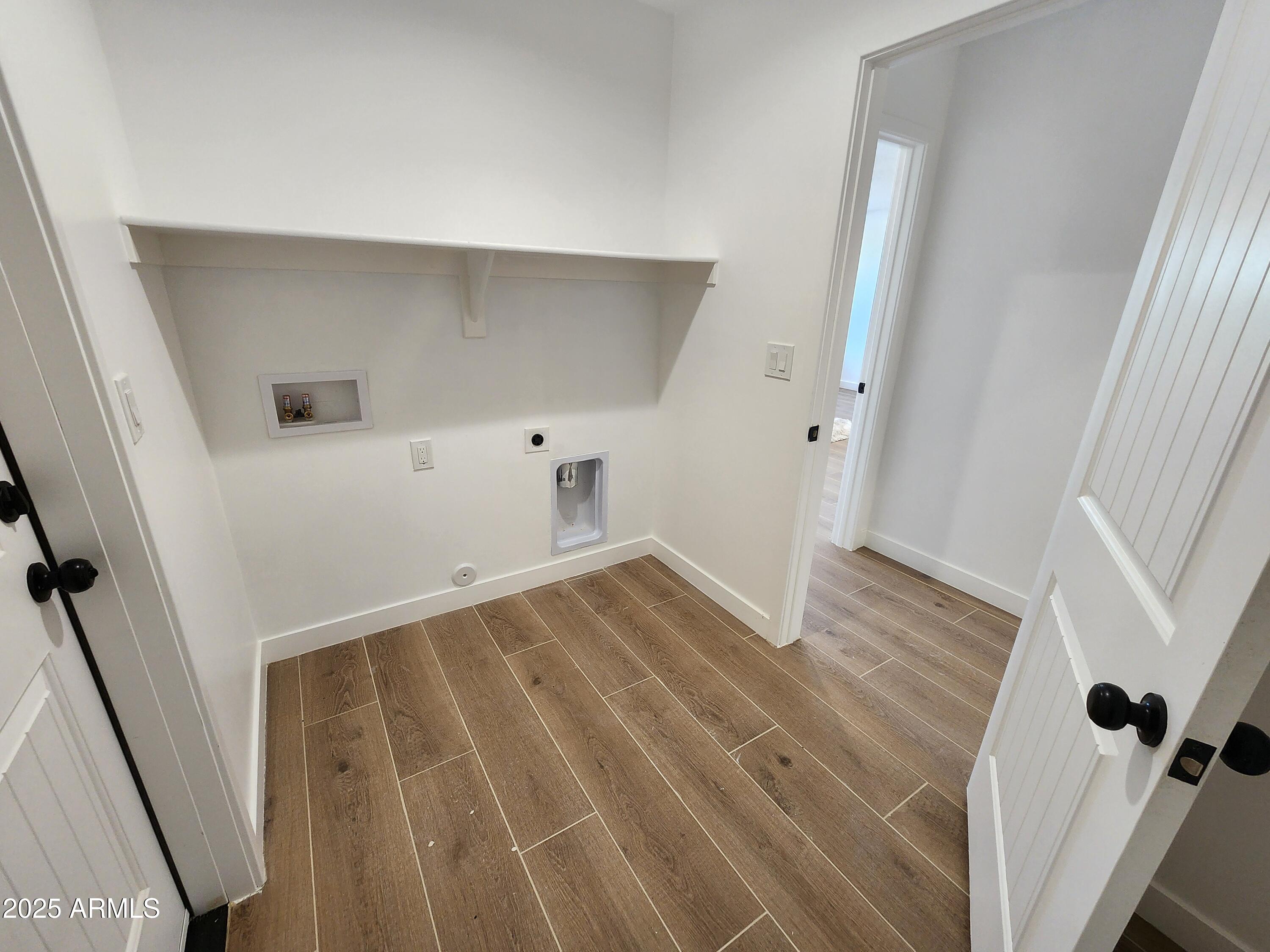 37711 W Pierce Street