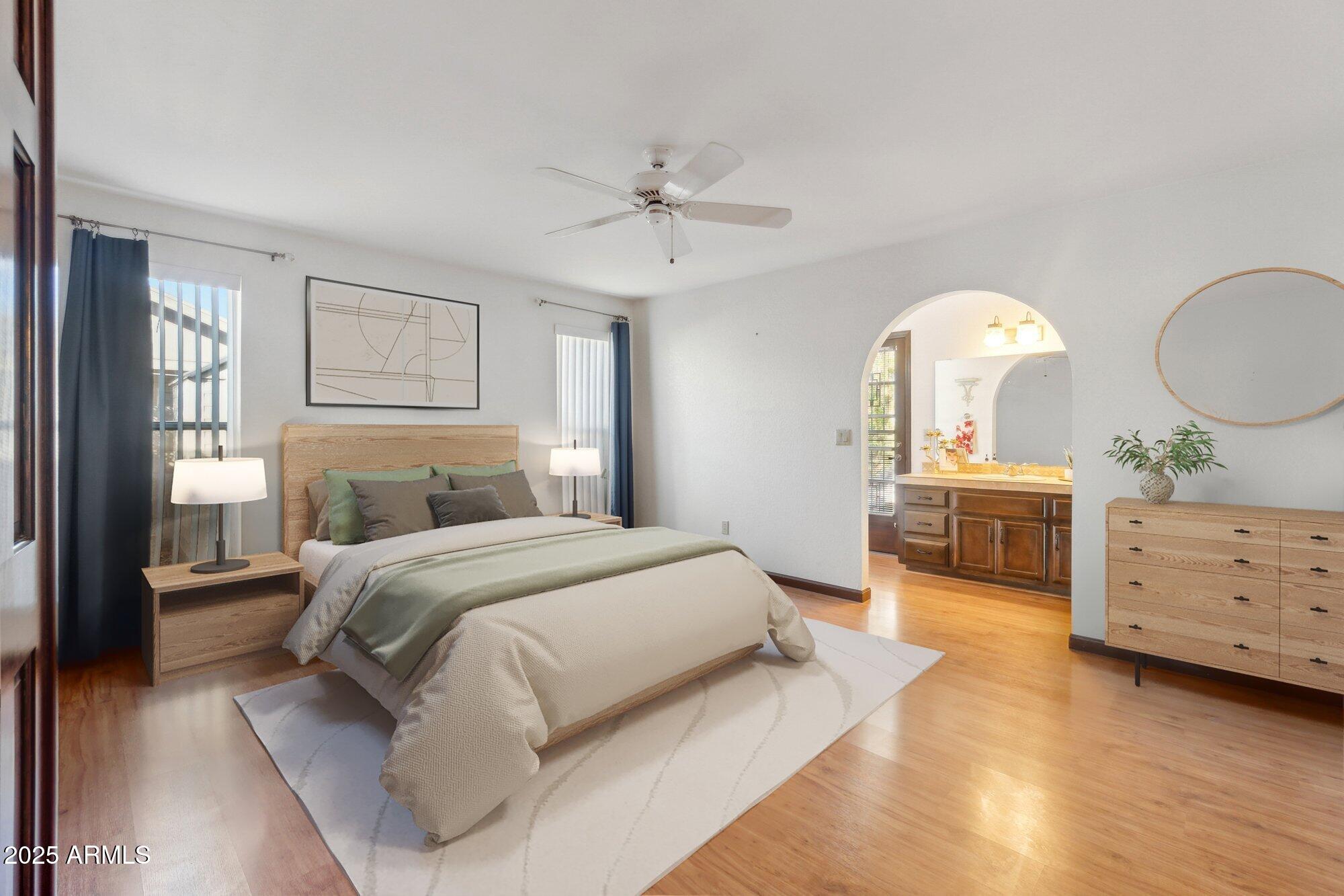 1886 E BENDIX Drive