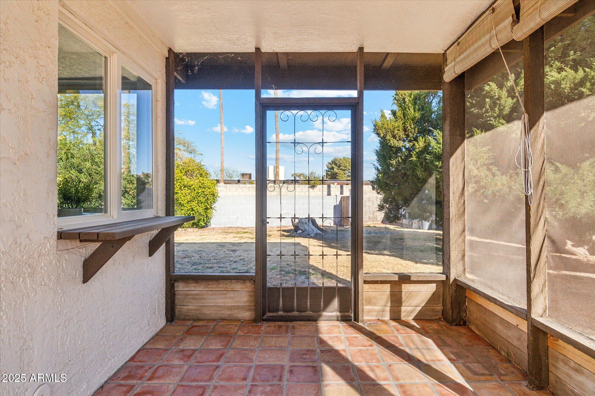 1886 E BENDIX Drive