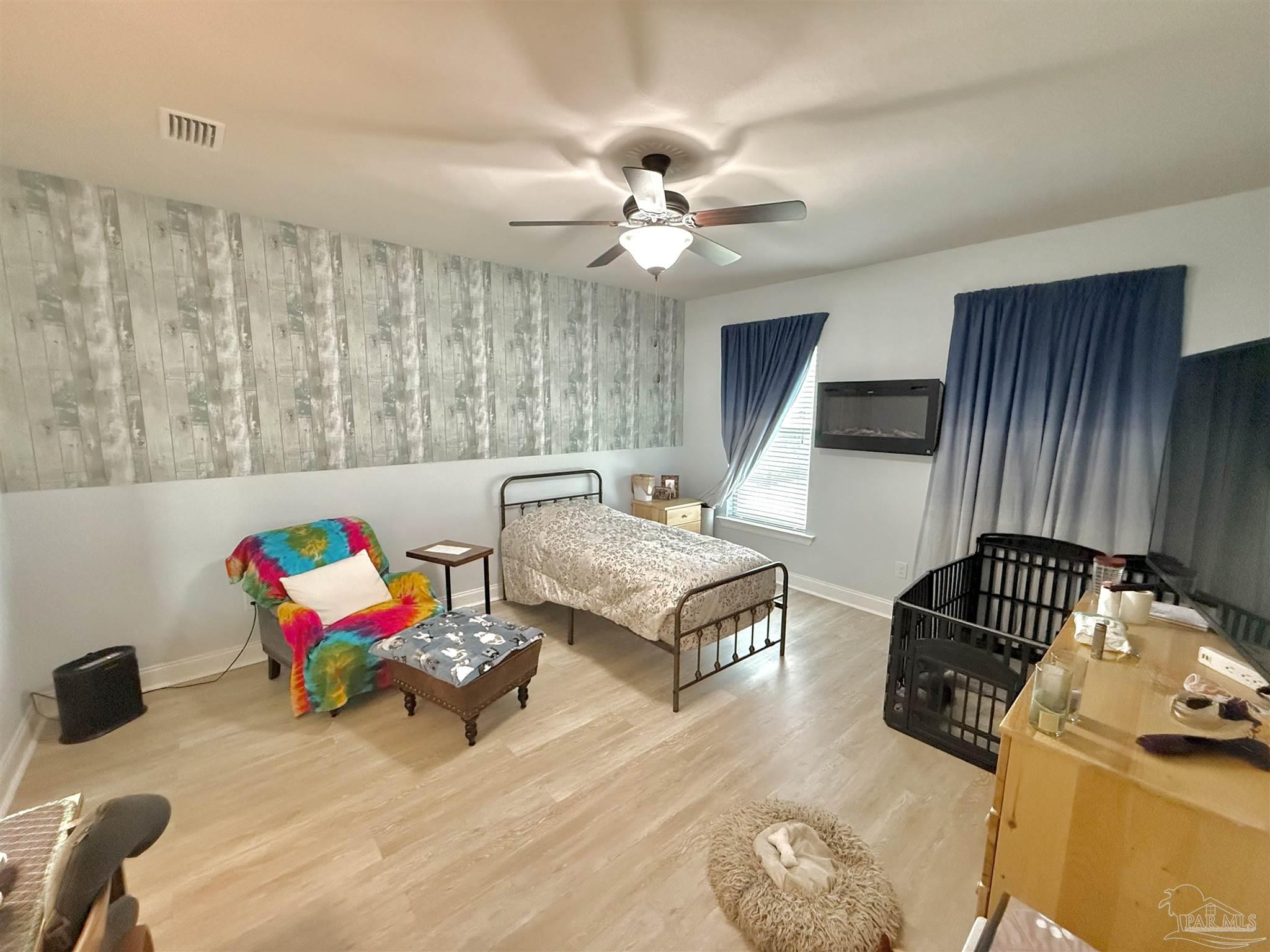 405 Waterbury Ct