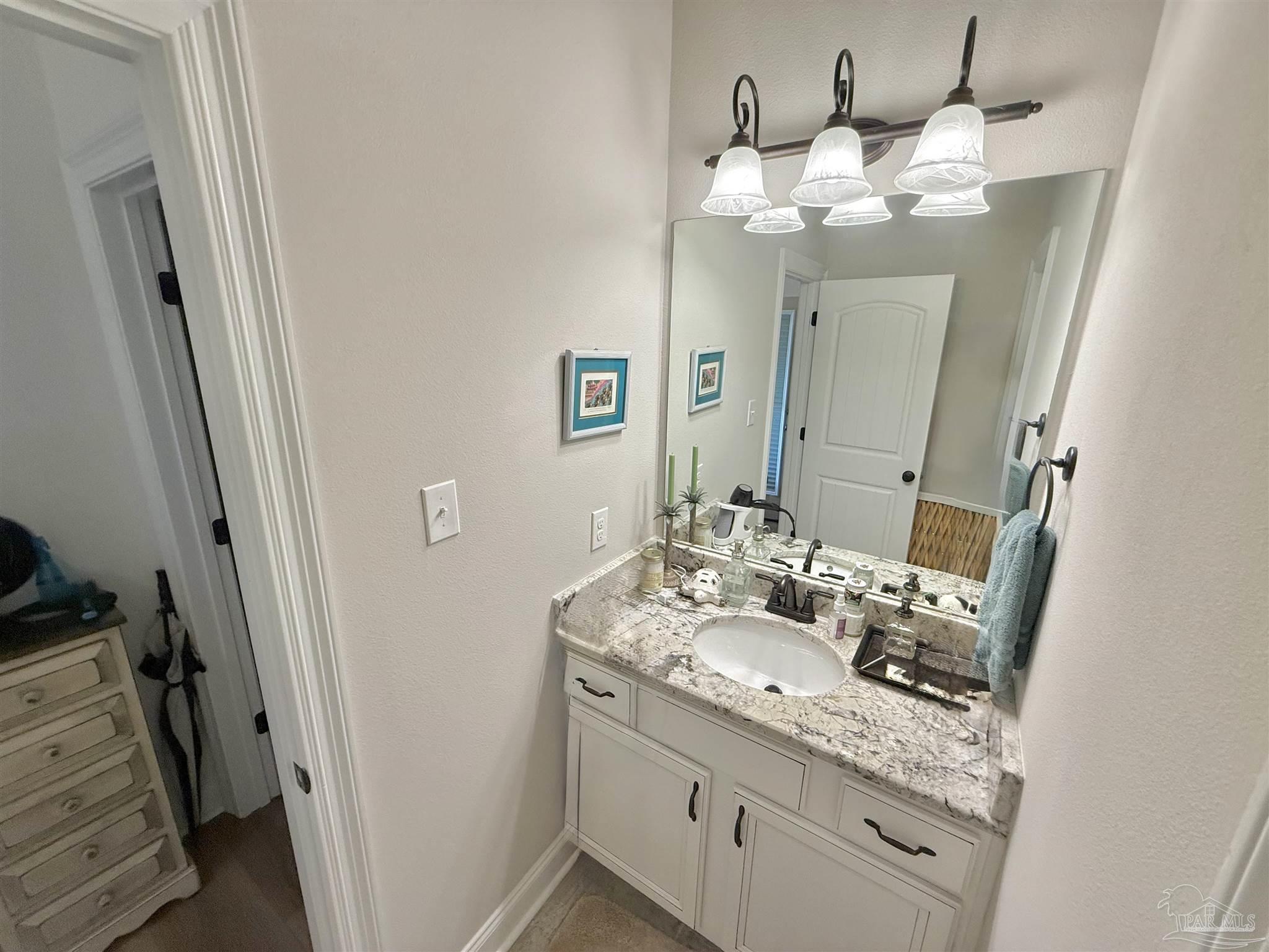 405 Waterbury Ct