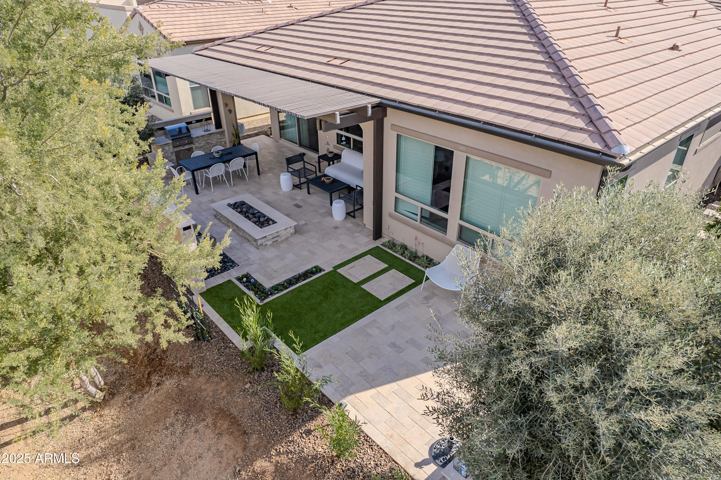 290 E TANGERINE Path