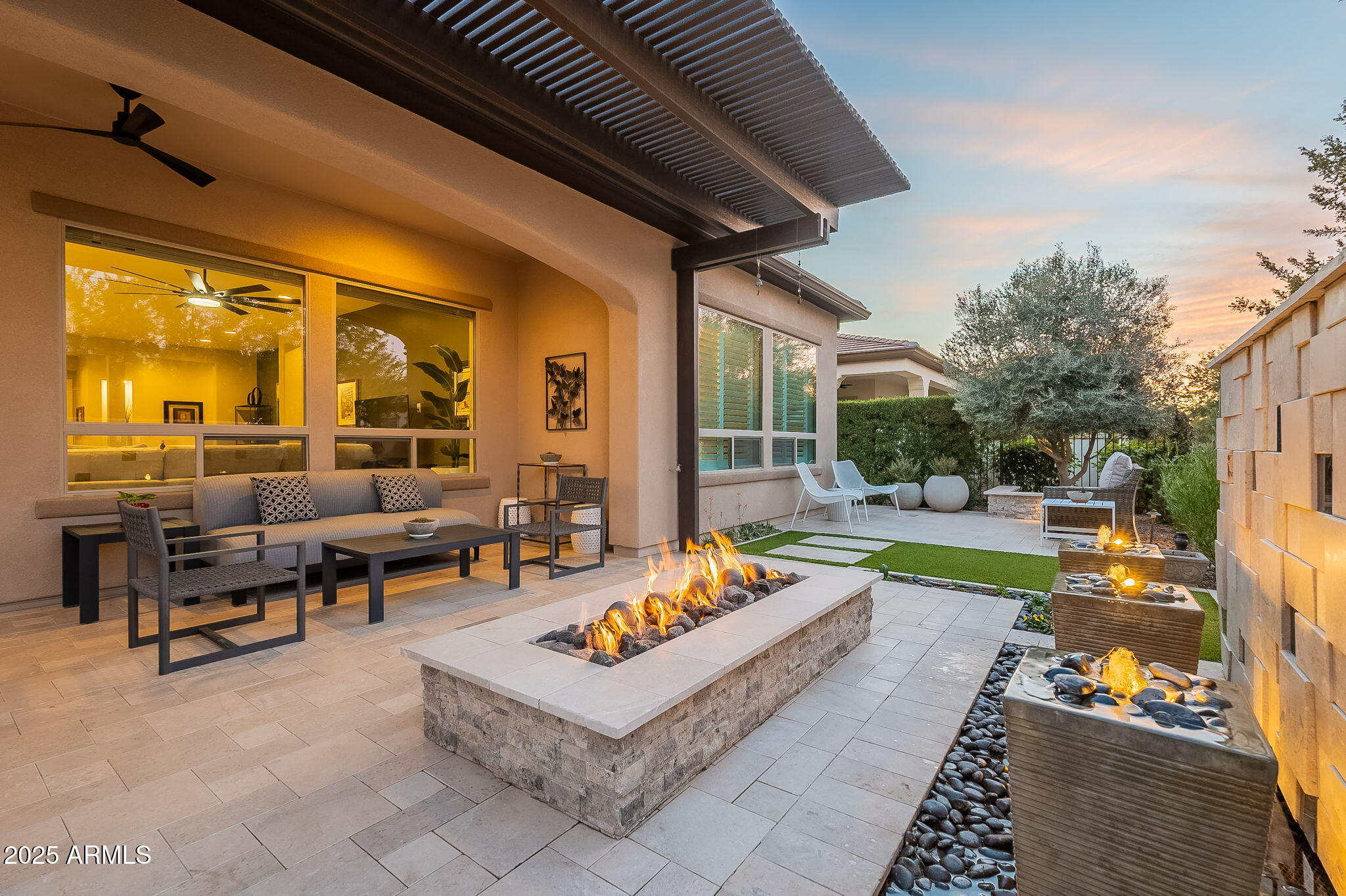 290 E TANGERINE Path