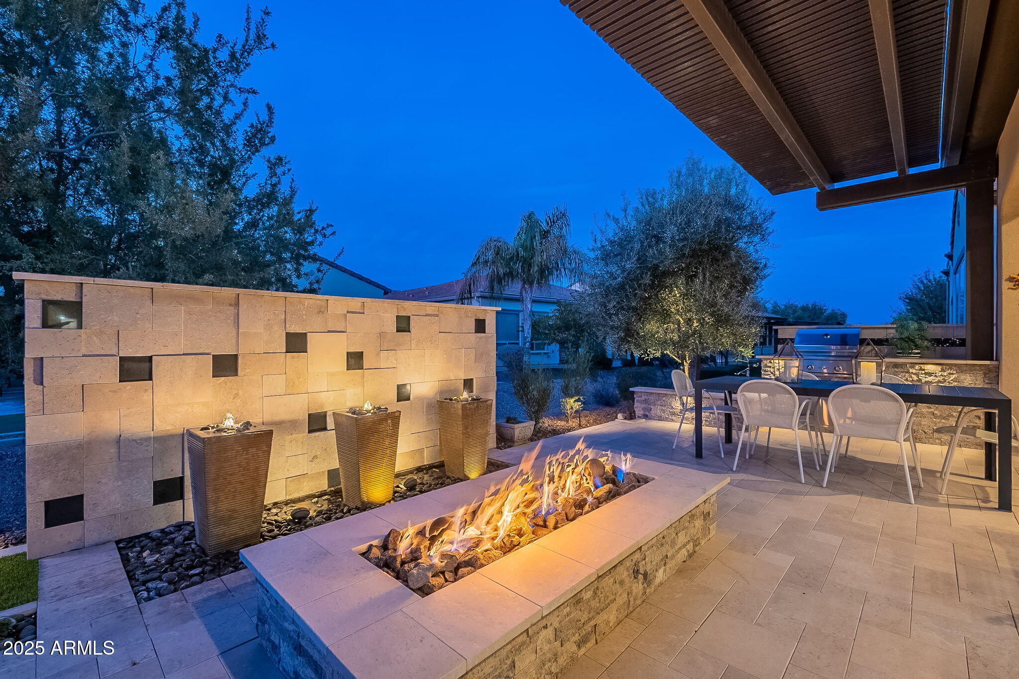 290 E TANGERINE Path
