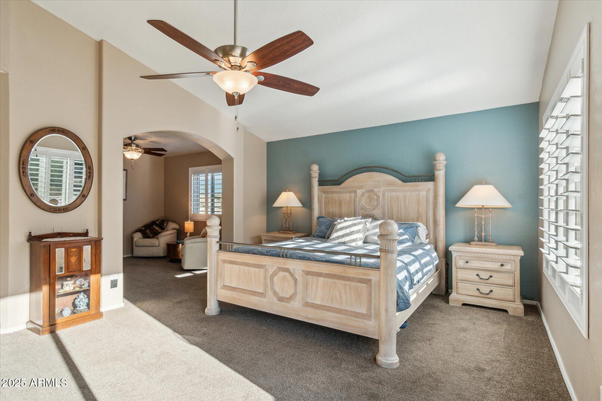 2249 E TAXIDEA Way