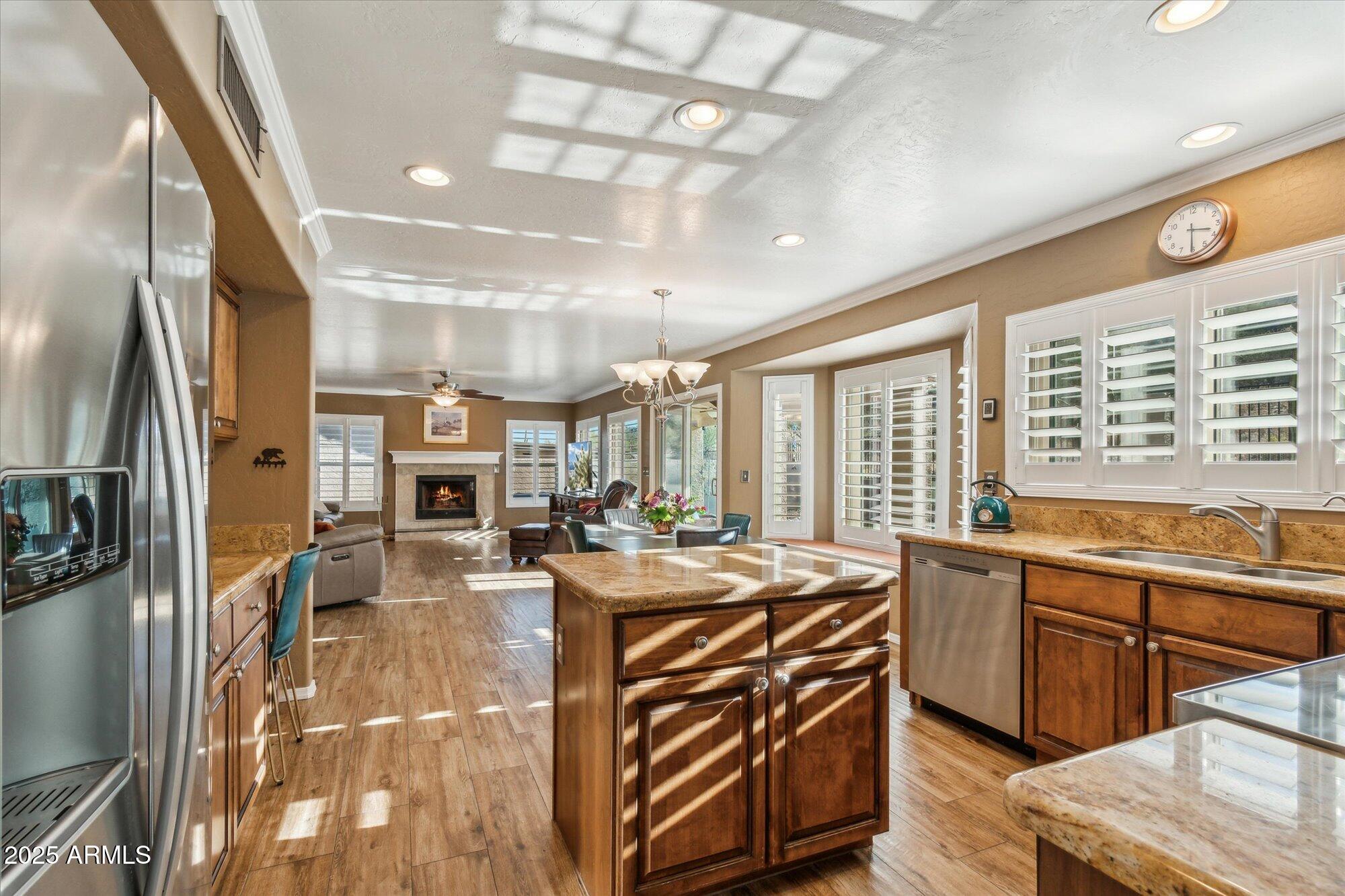 2249 E TAXIDEA Way