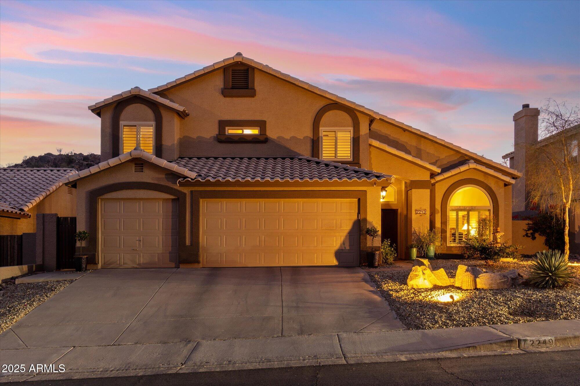 2249 E TAXIDEA Way