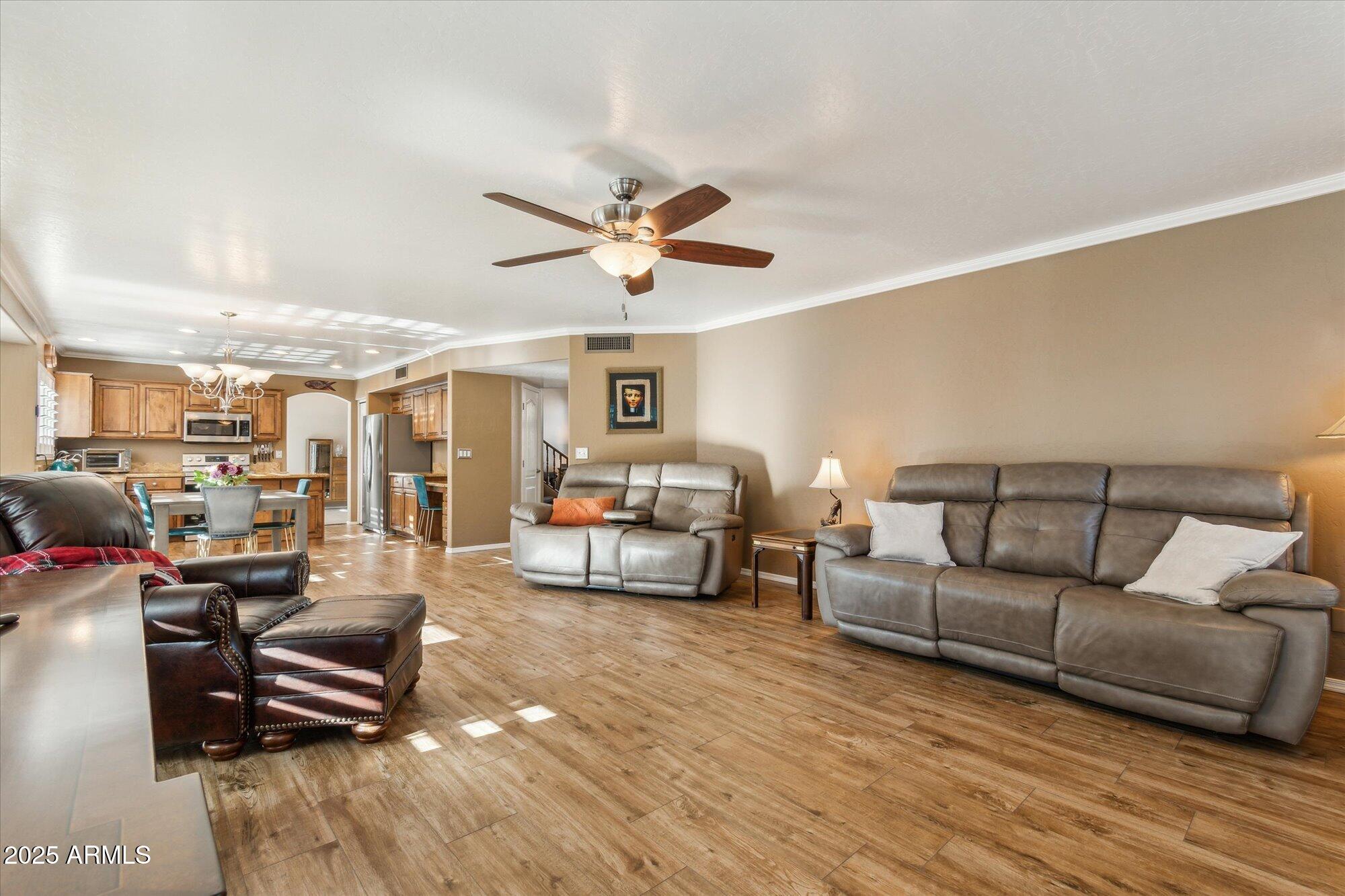 2249 E TAXIDEA Way