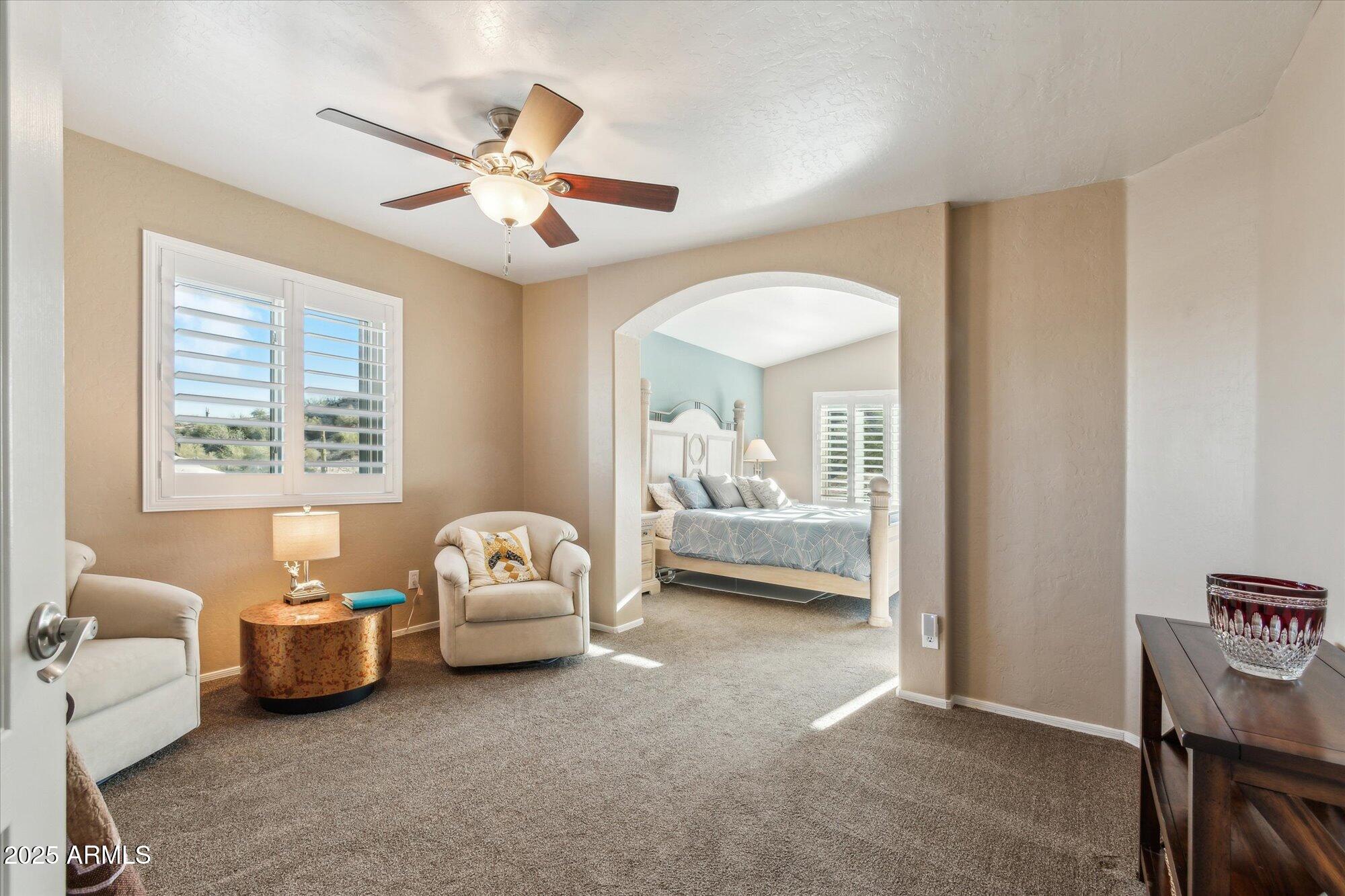 2249 E TAXIDEA Way