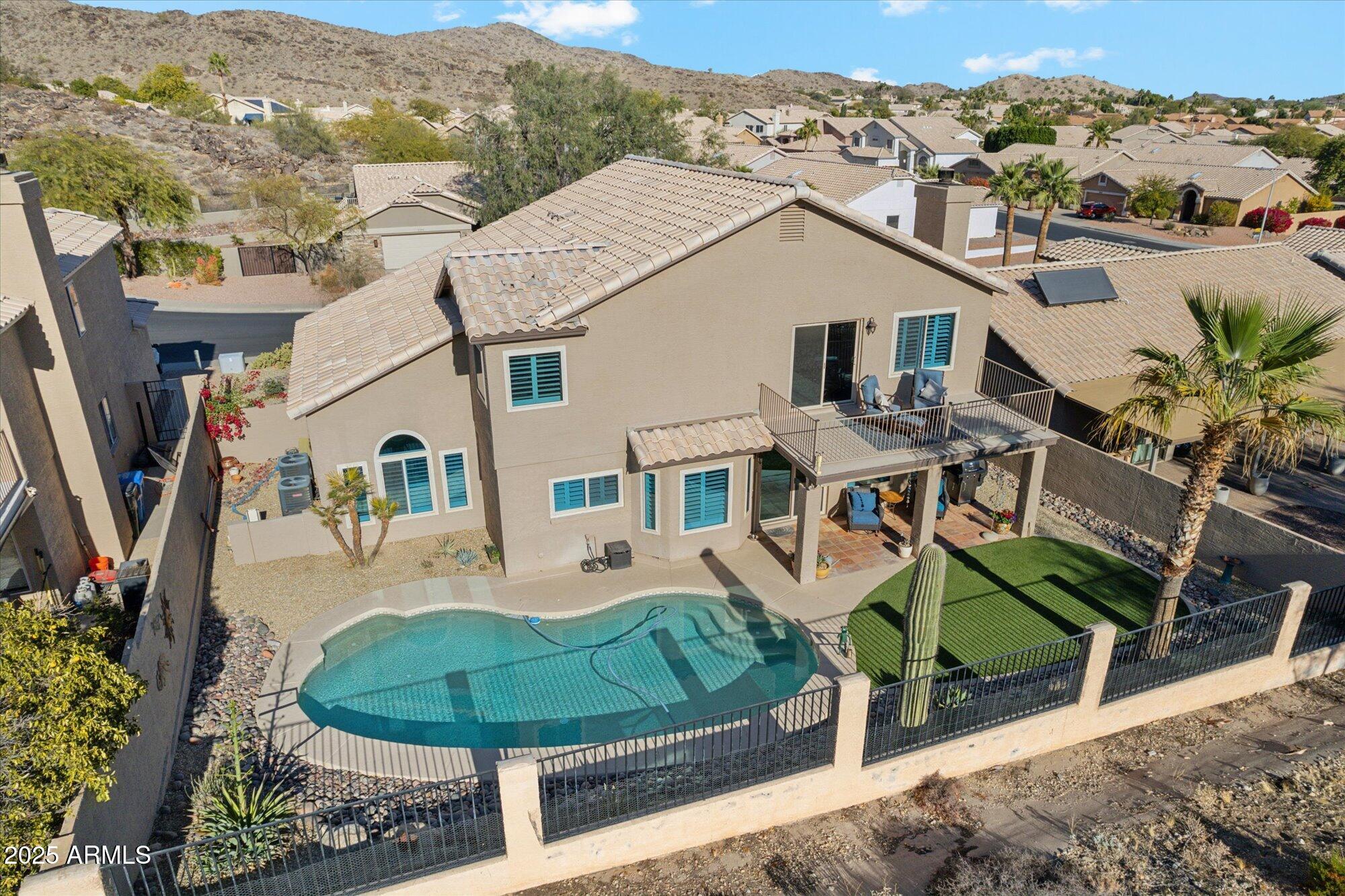 2249 E TAXIDEA Way
