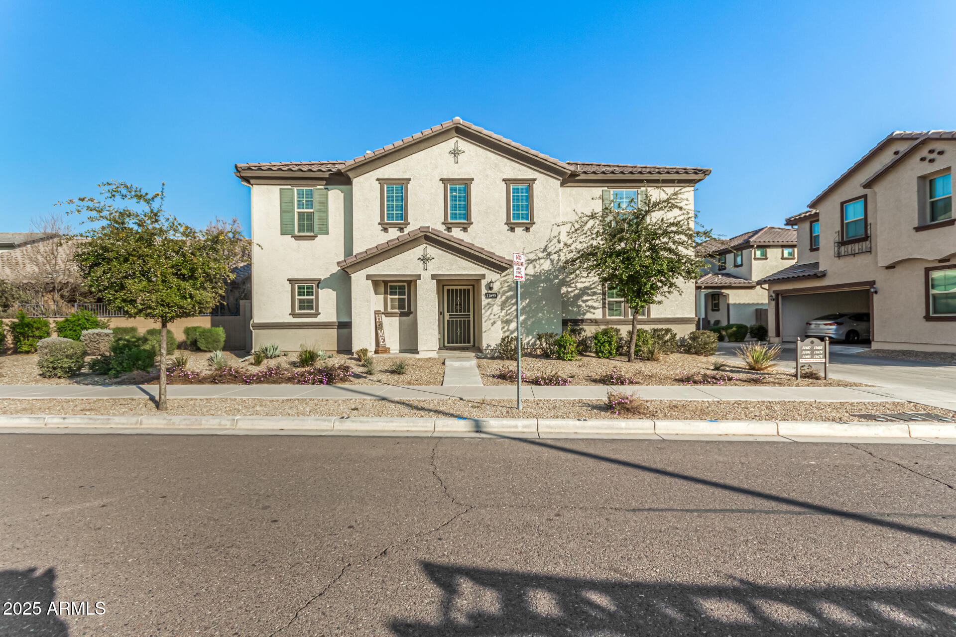 11695 N 166TH Lane