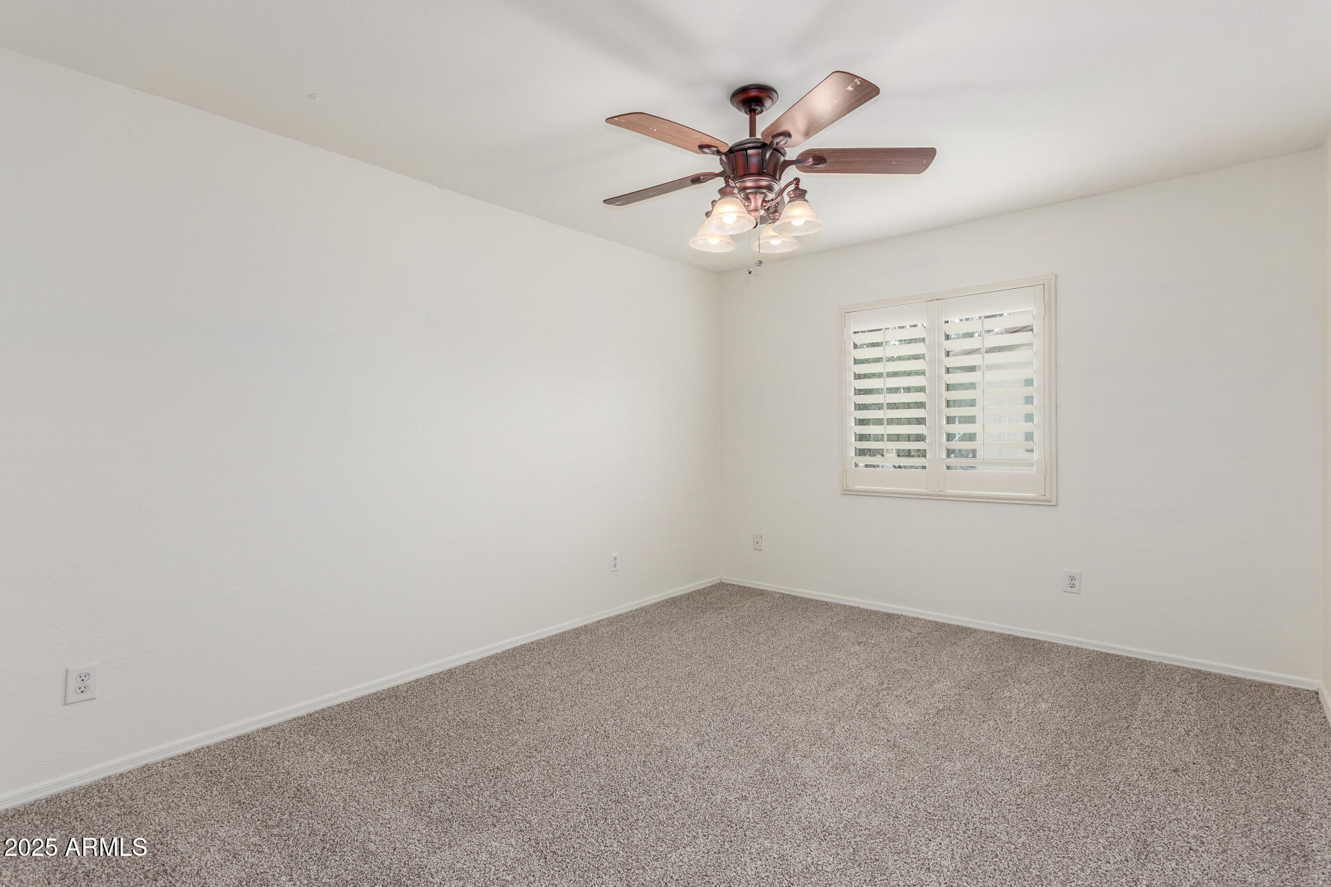 3883 E SANTA FE Lane