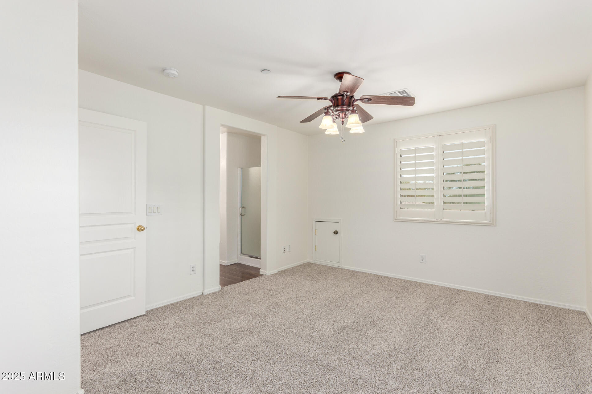 3883 E SANTA FE Lane