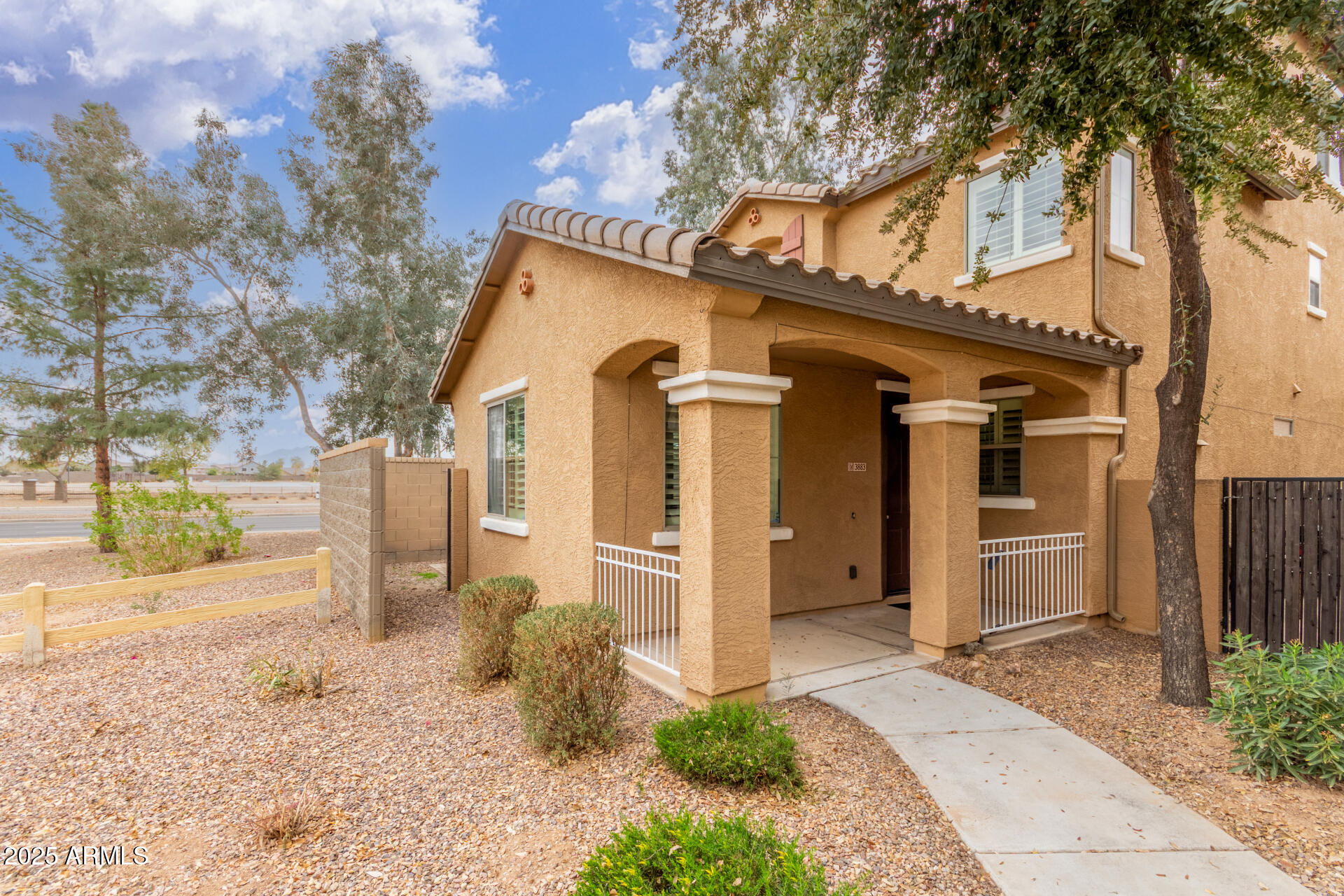 3883 E SANTA FE Lane