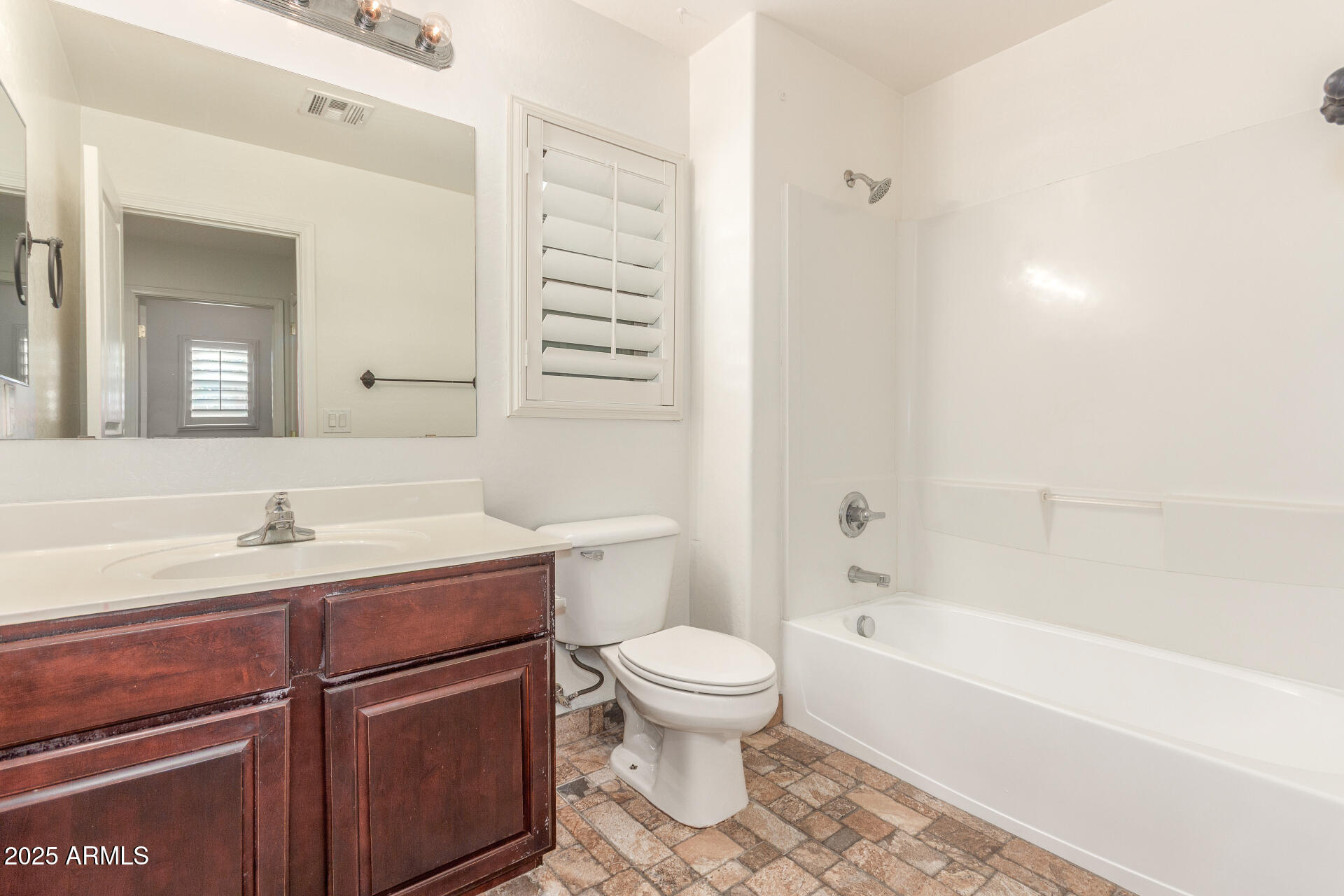 3883 E SANTA FE Lane