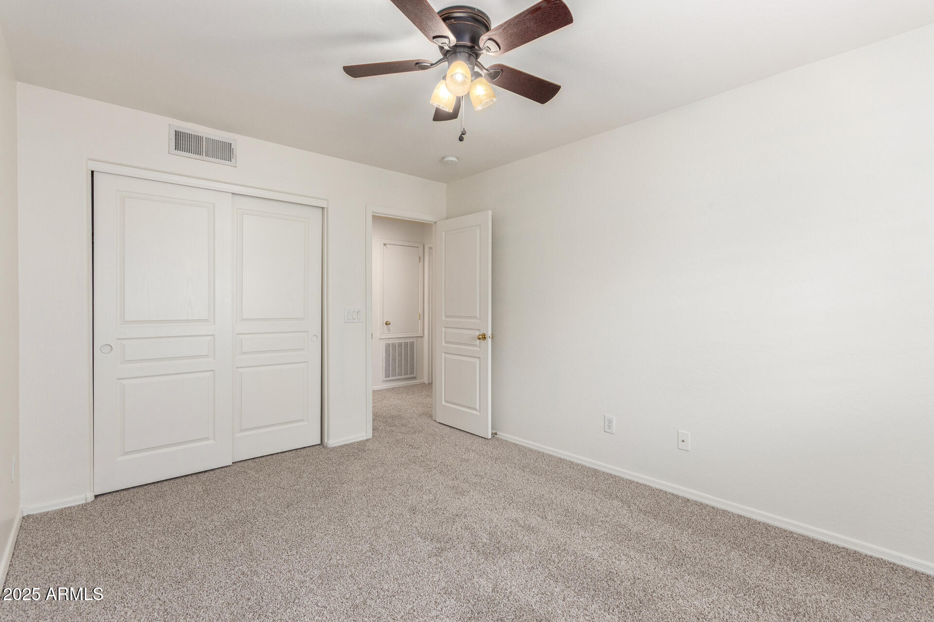 3883 E SANTA FE Lane