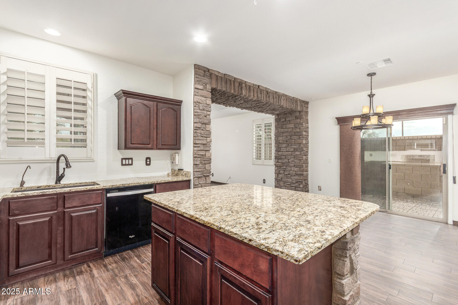3883 E SANTA FE Lane