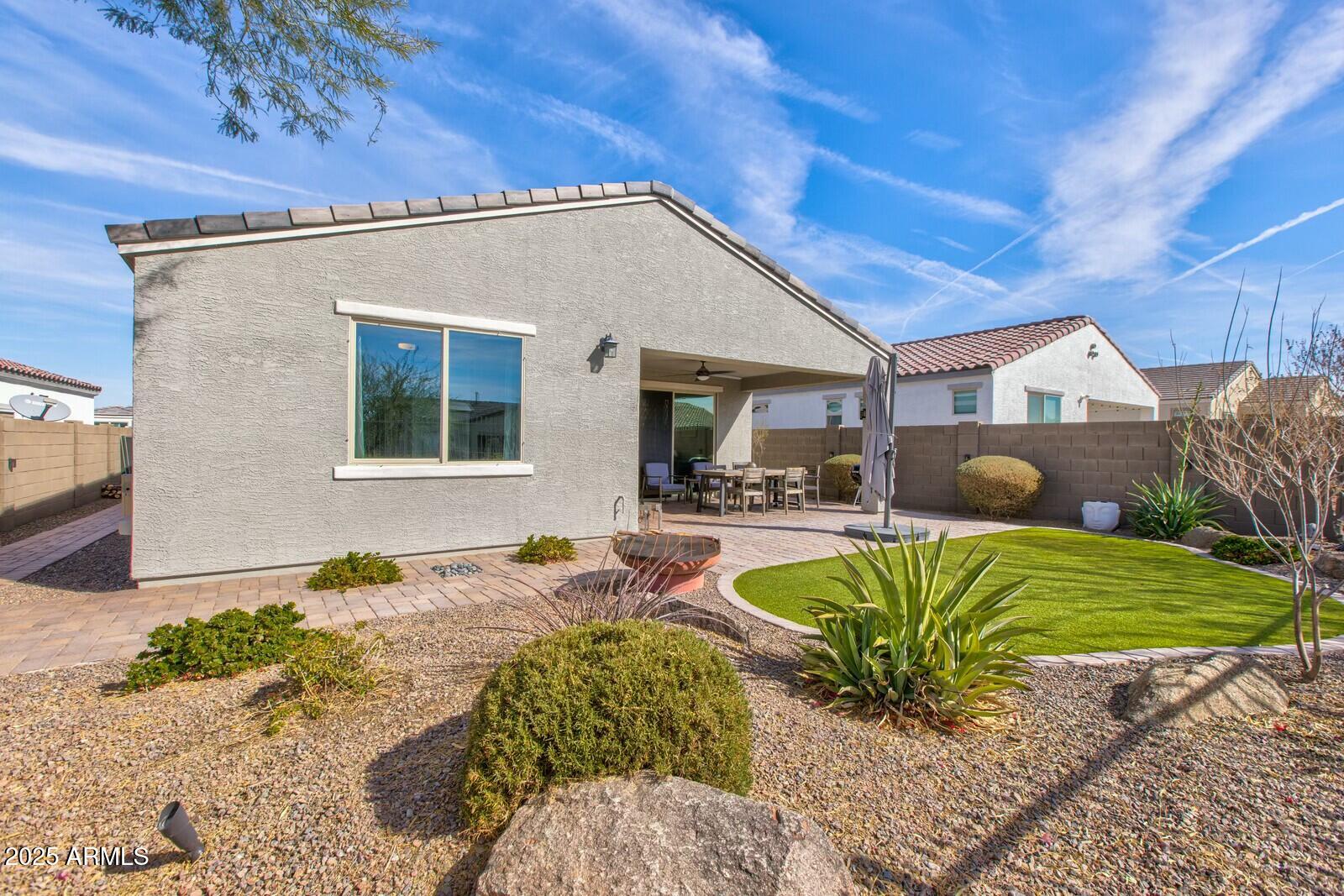 17911 W HIDDENVIEW Drive