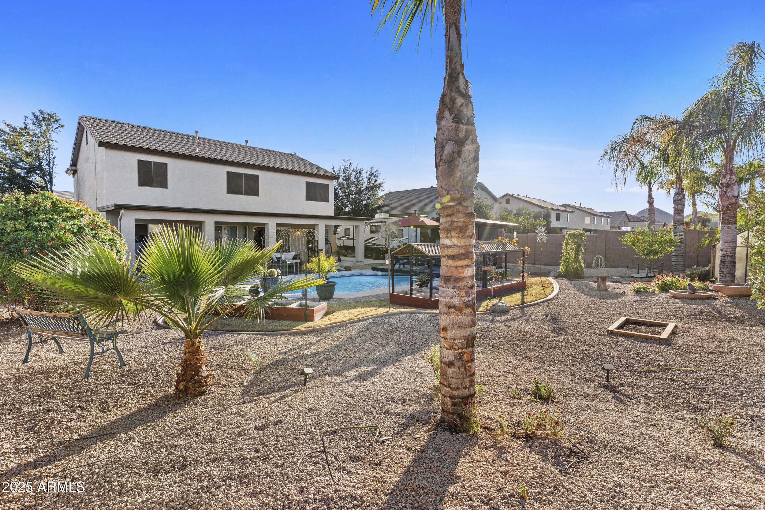586 E STIRRUP Lane