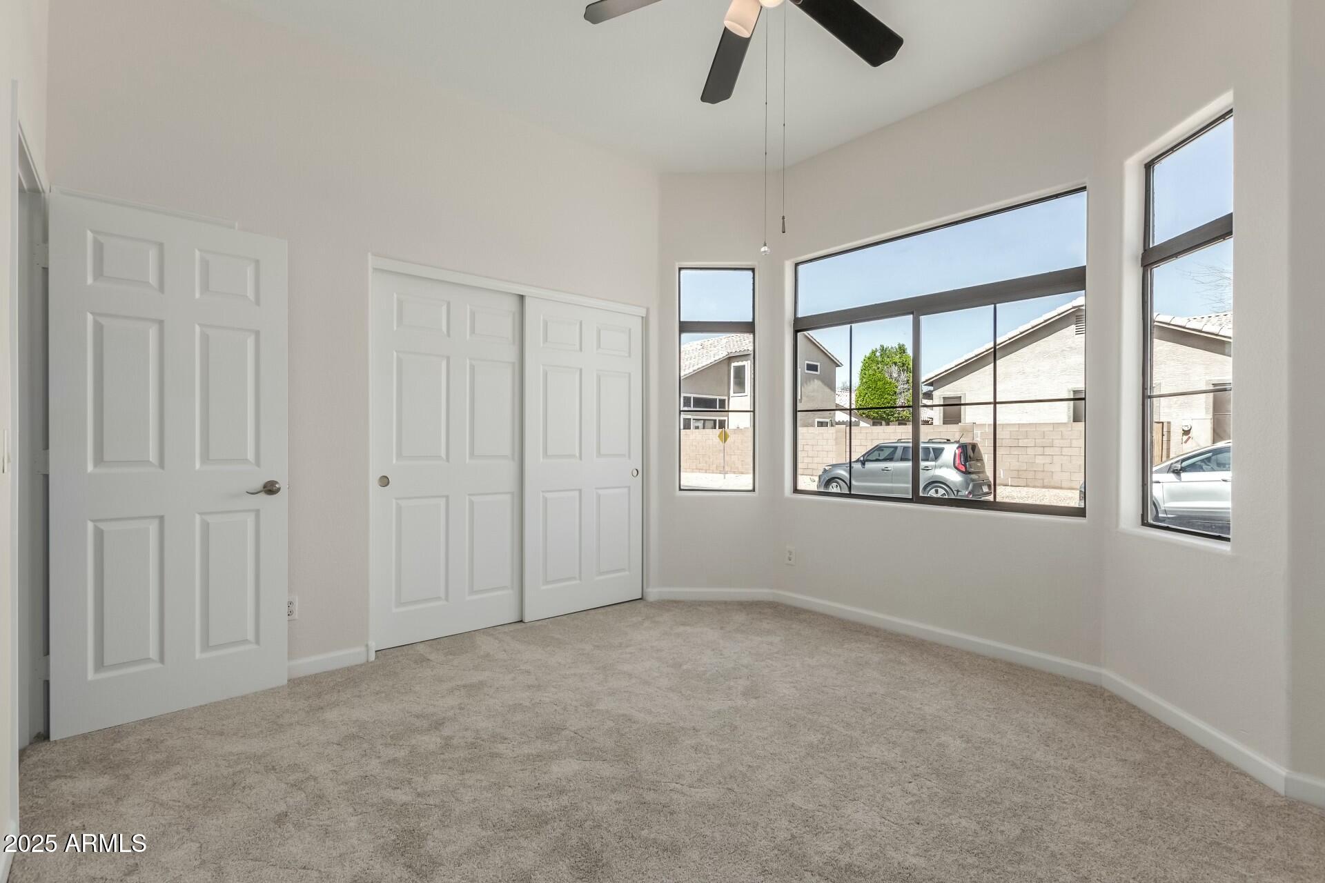 1425 S LINDSAY Road 18