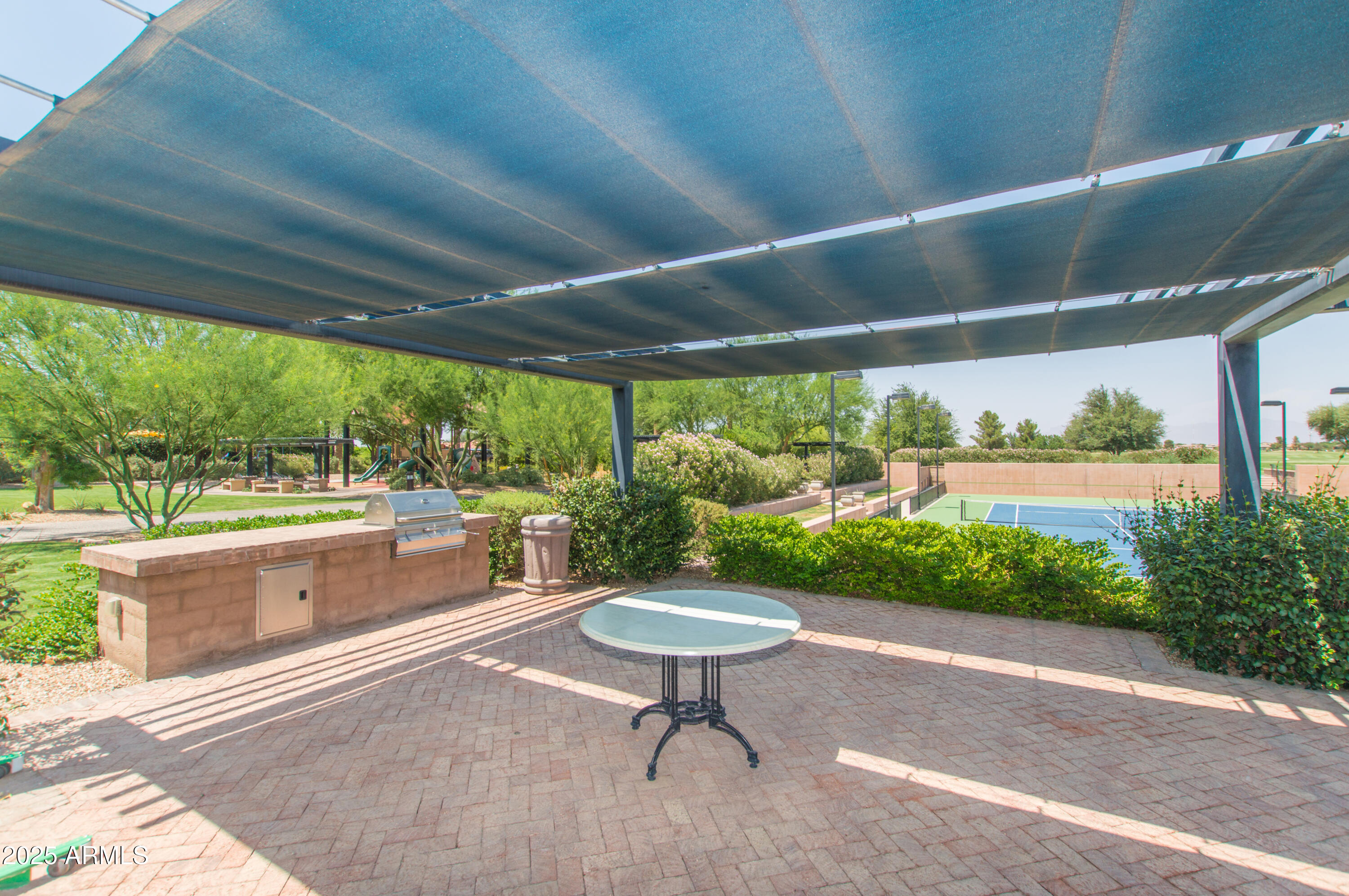 815 E LADDOOS Avenue, San Tan Valley