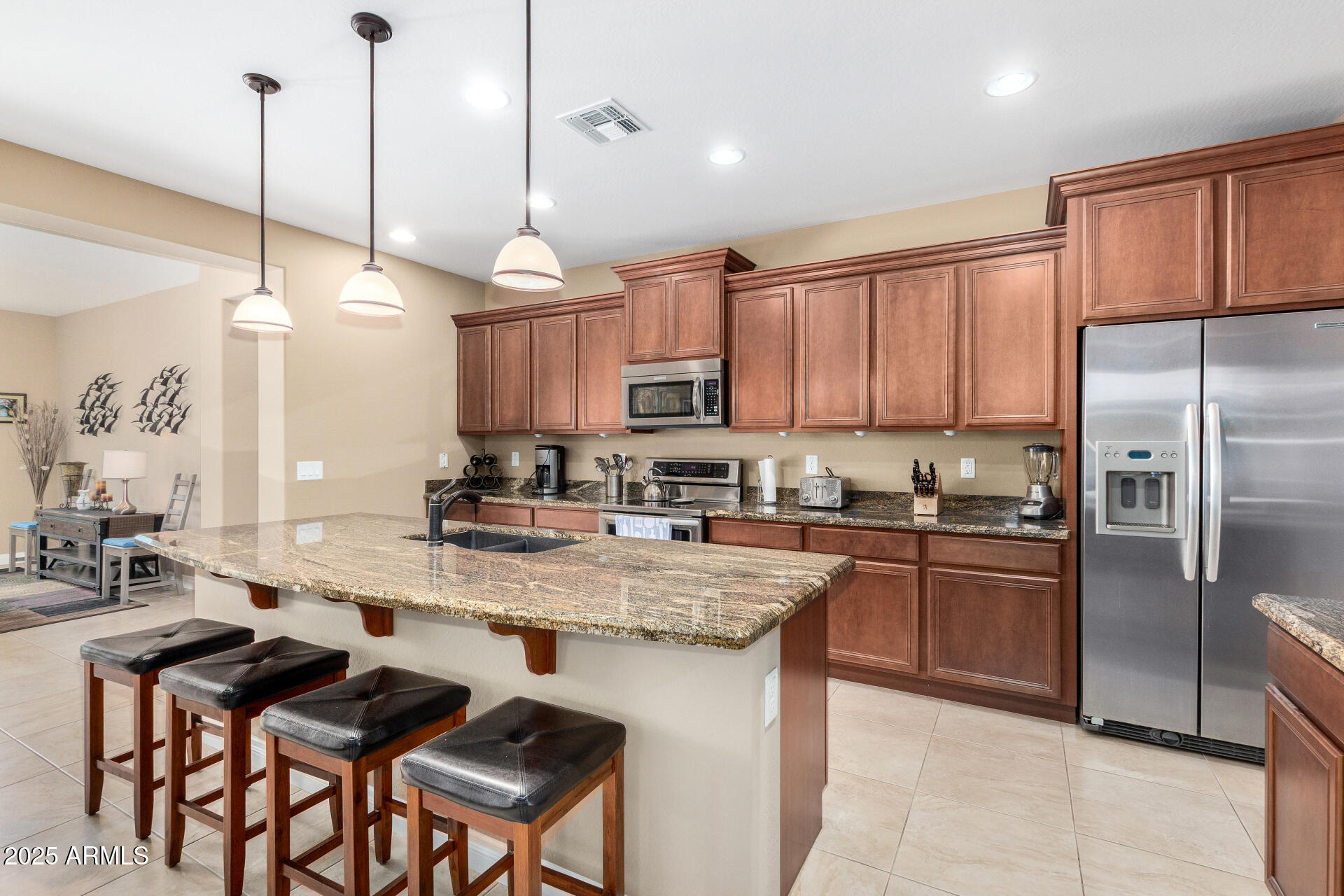 815 E LADDOOS Avenue, San Tan Valley
