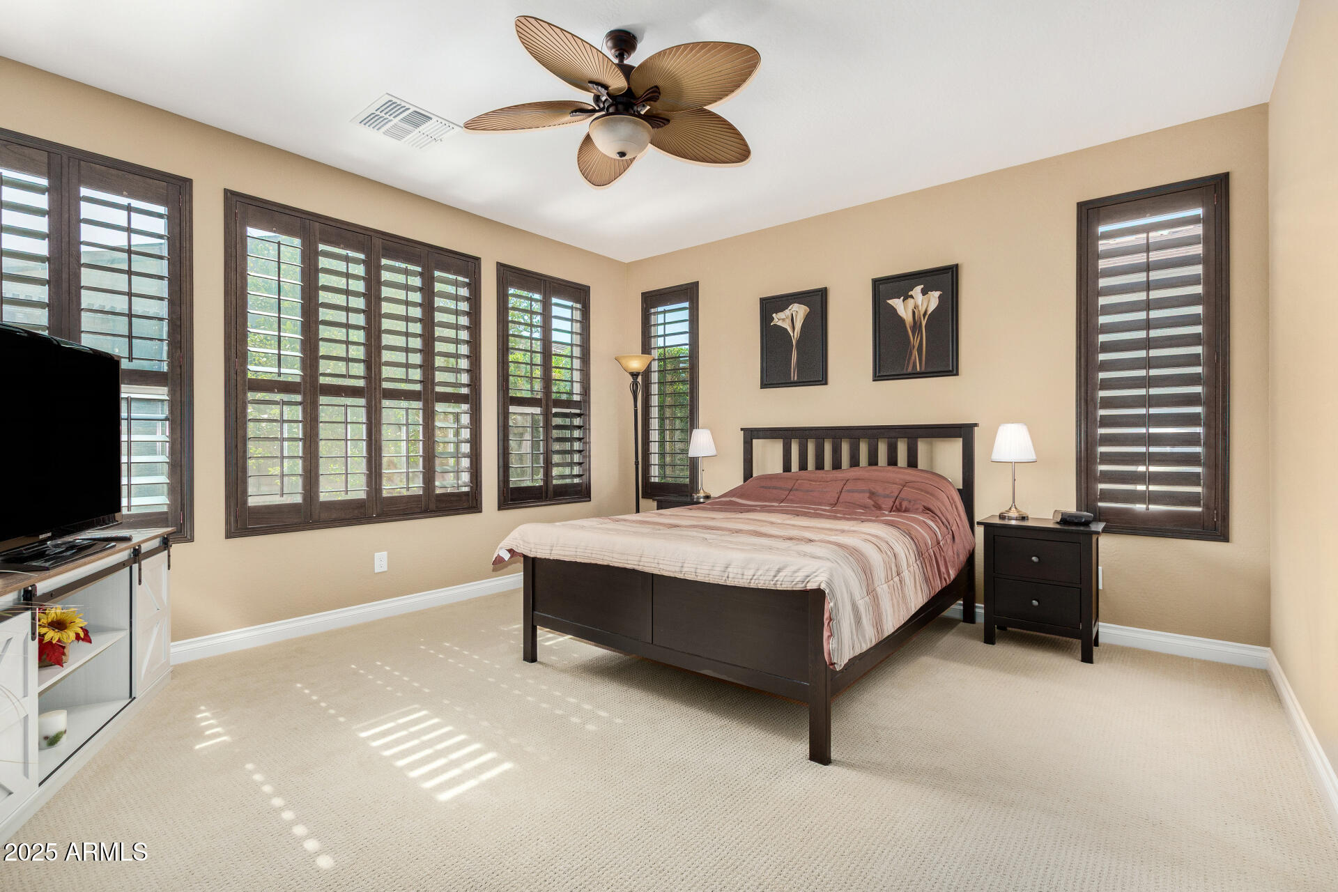 815 E LADDOOS Avenue, San Tan Valley