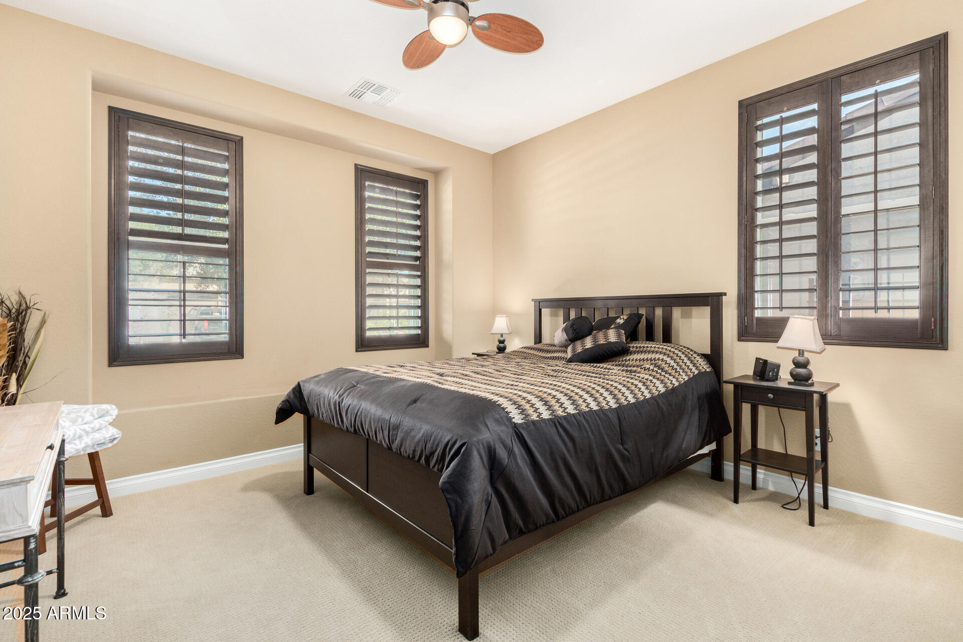 815 E LADDOOS Avenue, San Tan Valley