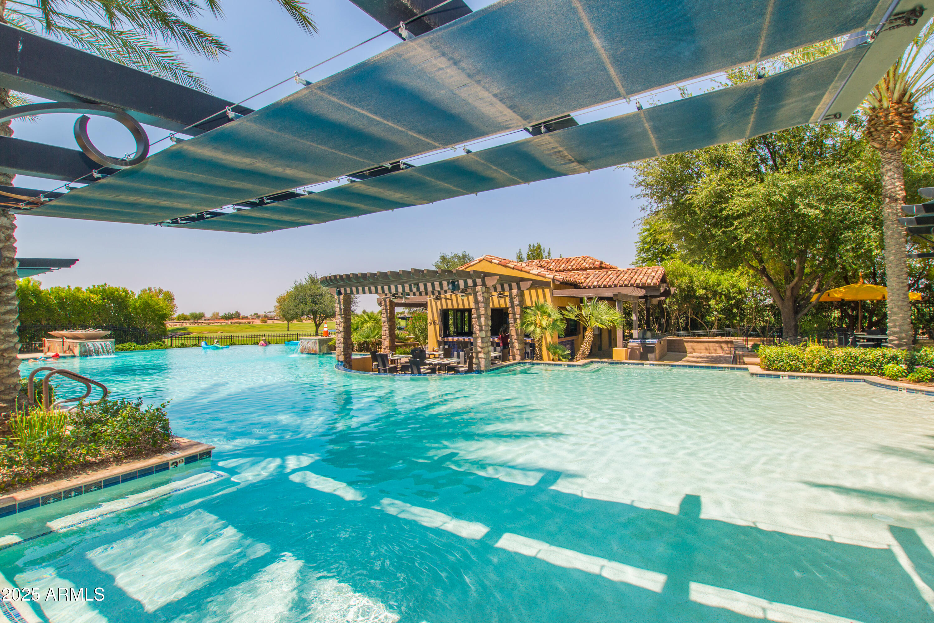 815 E LADDOOS Avenue, San Tan Valley