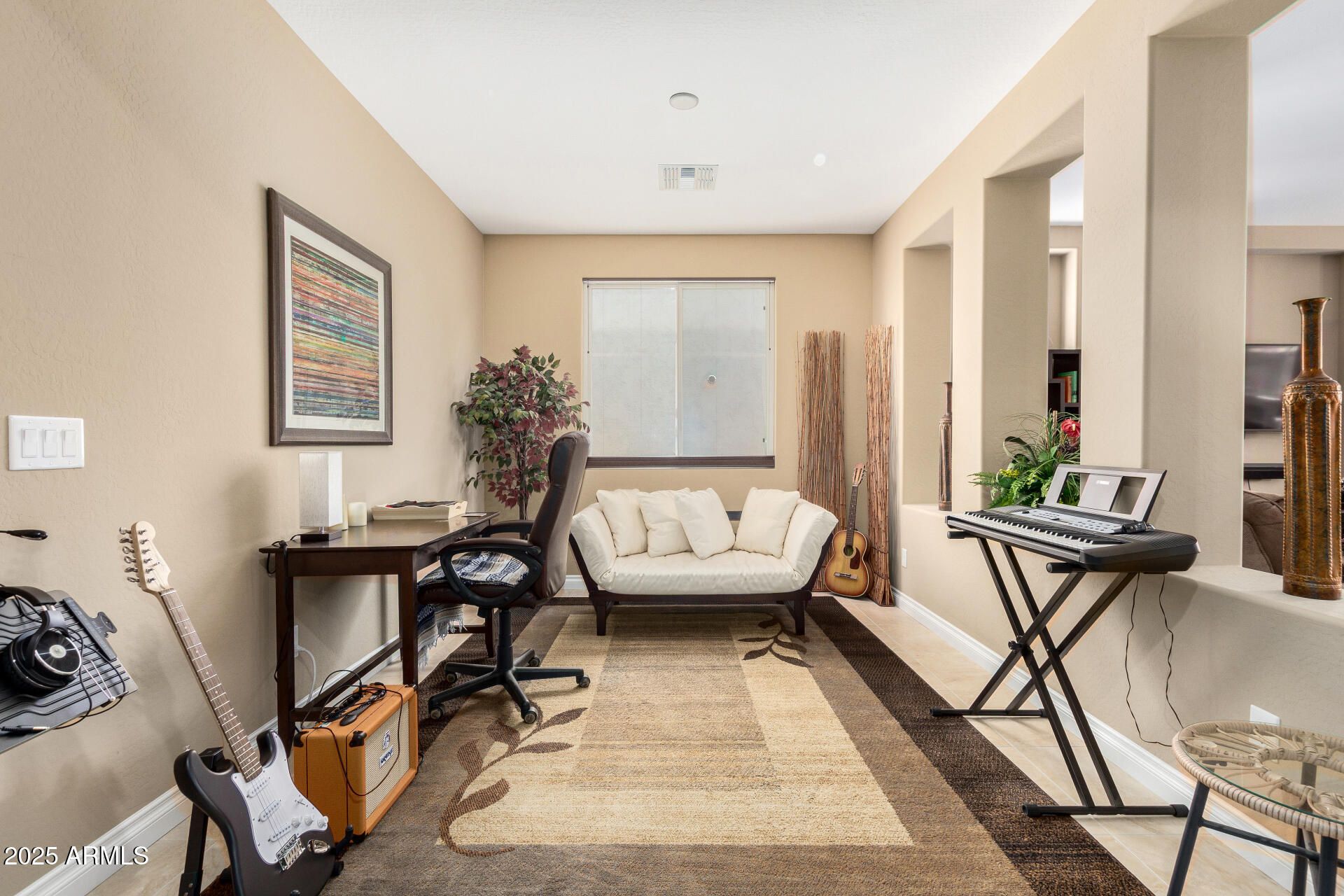 815 E LADDOOS Avenue, San Tan Valley
