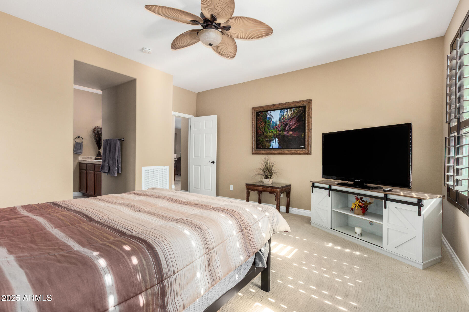 815 E LADDOOS Avenue, San Tan Valley