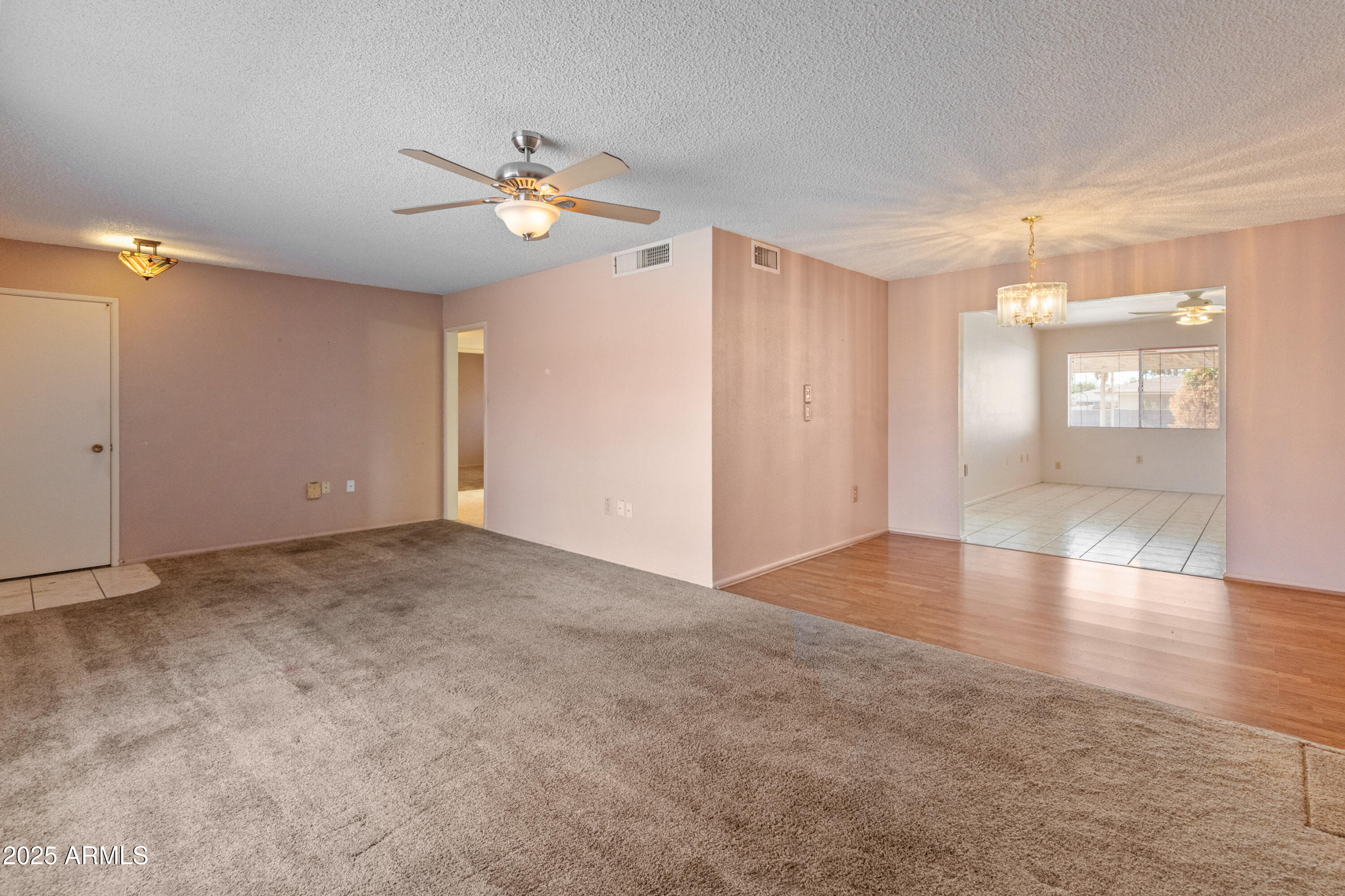 9905 W Timberline Drive