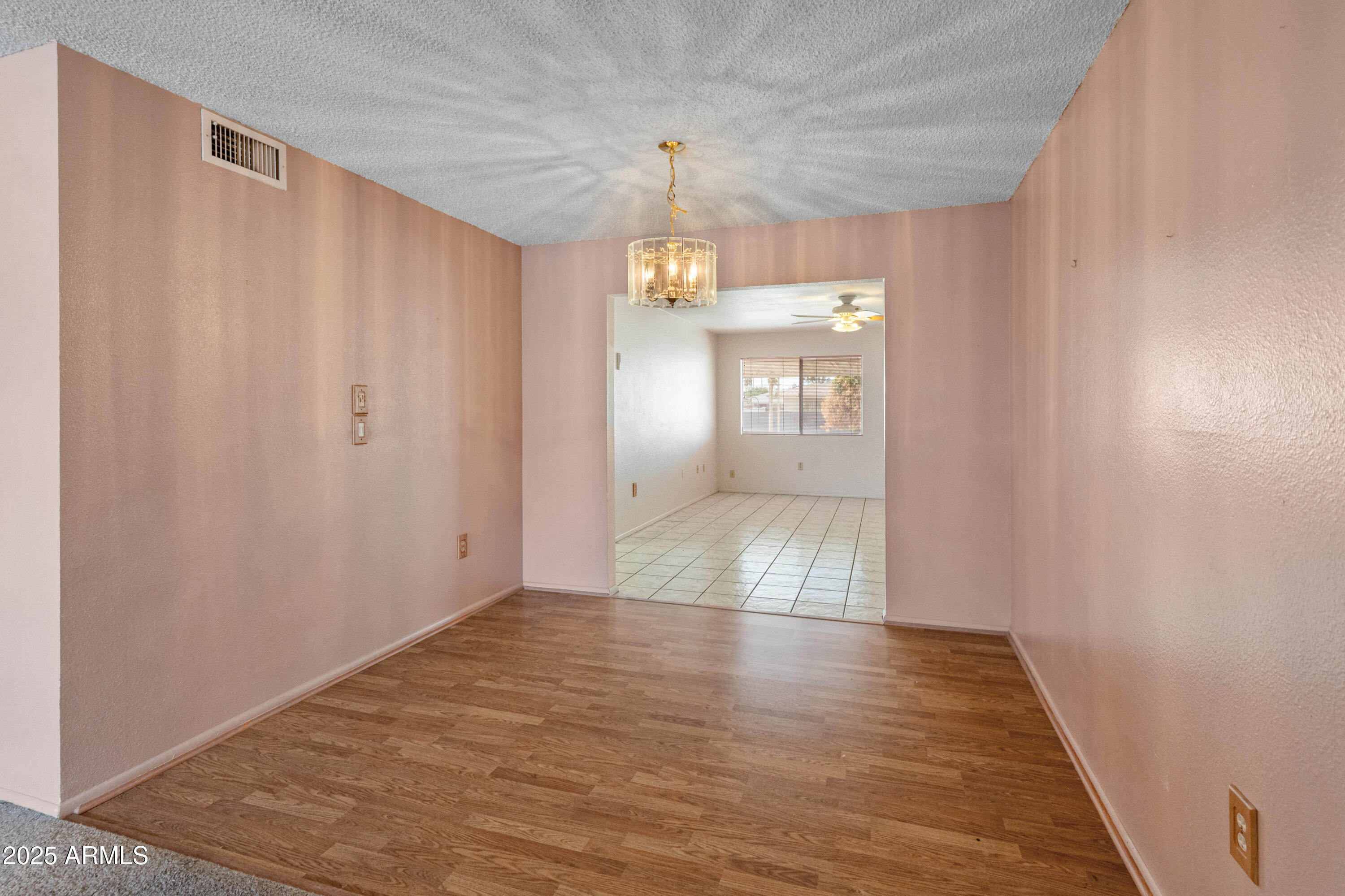9905 W Timberline Drive