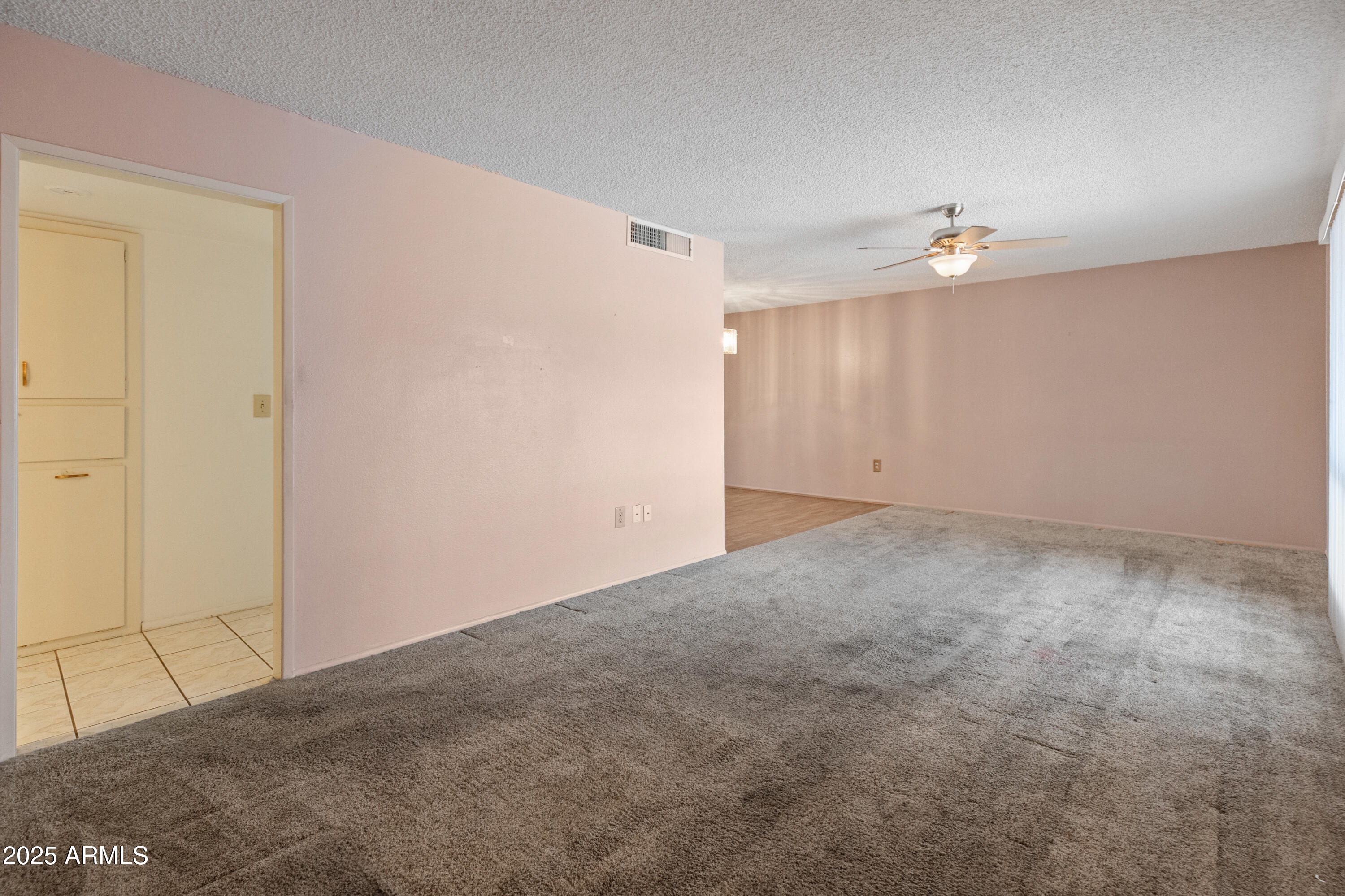 9905 W Timberline Drive