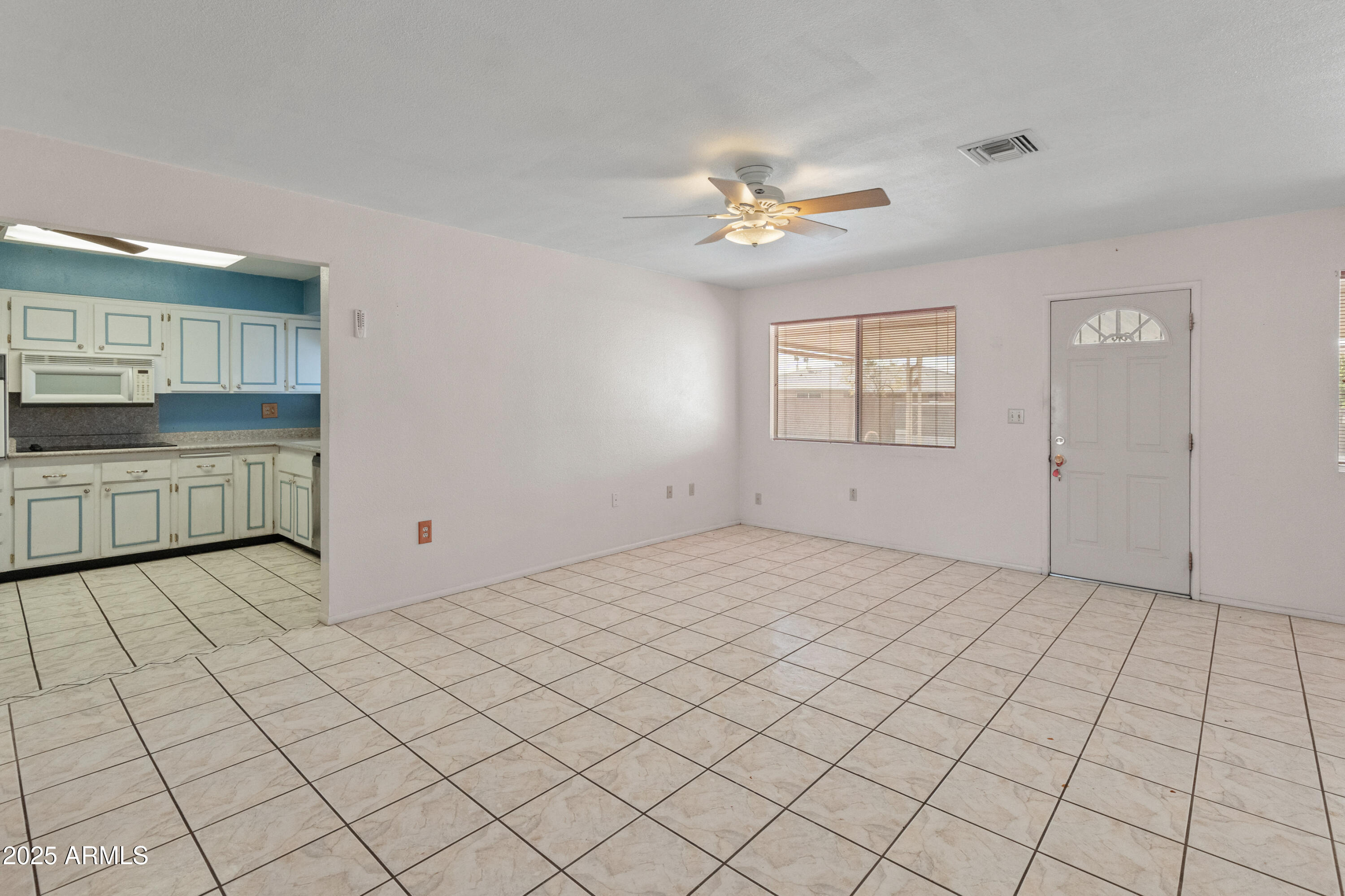 9905 W Timberline Drive