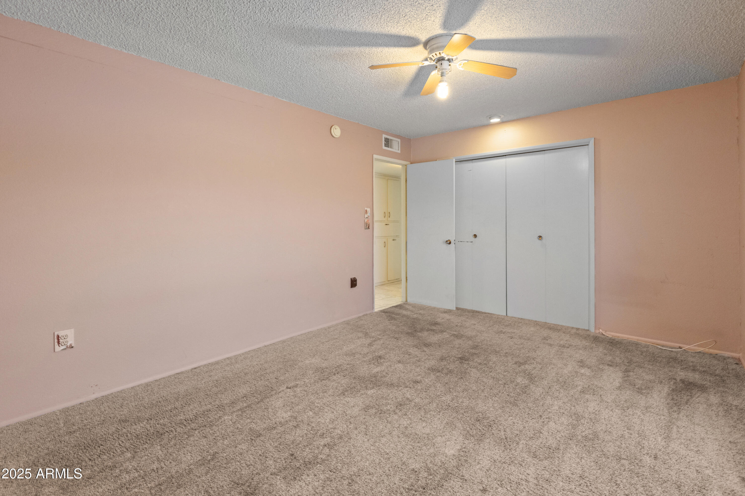 9905 W Timberline Drive