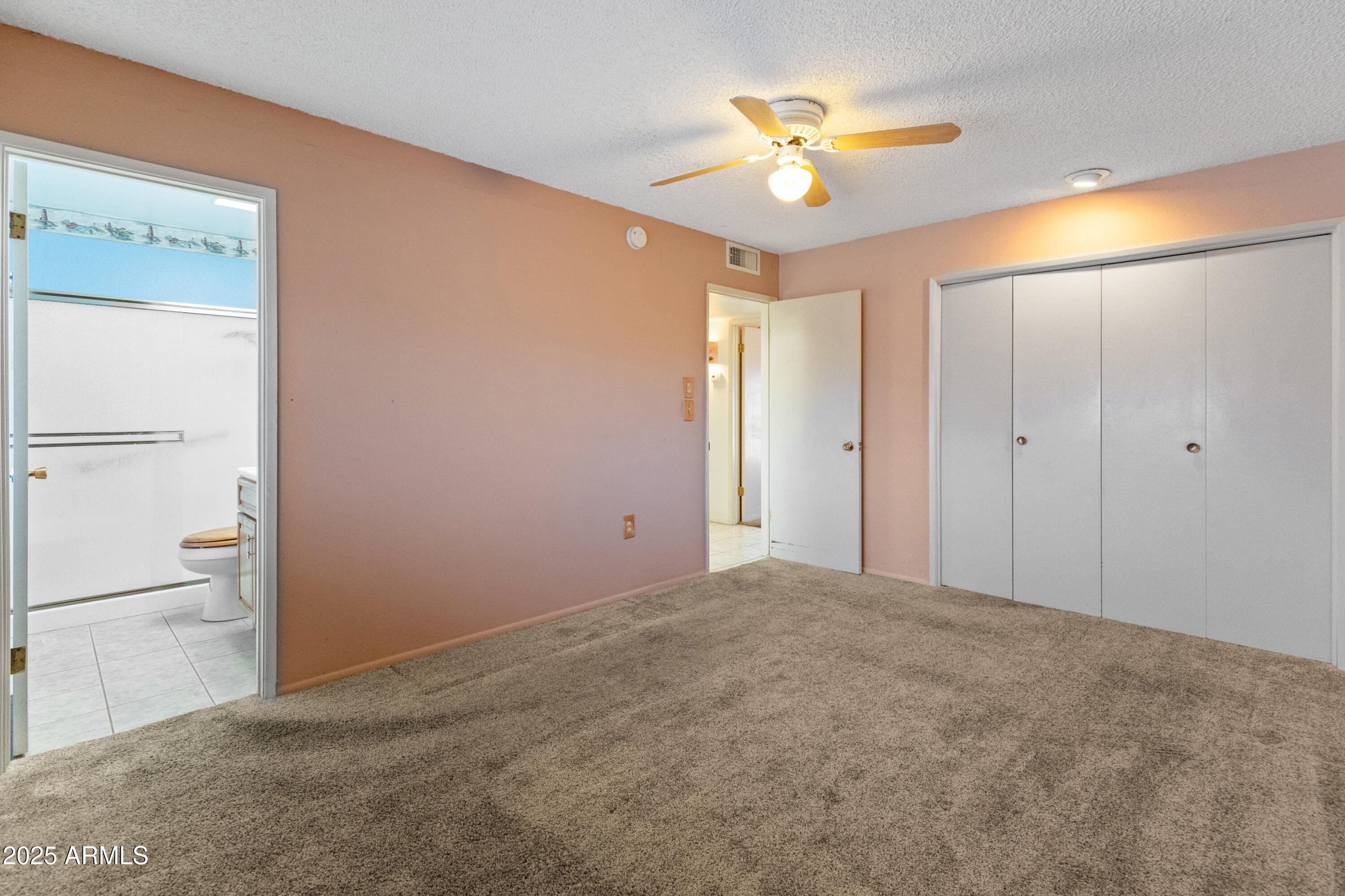 9905 W Timberline Drive